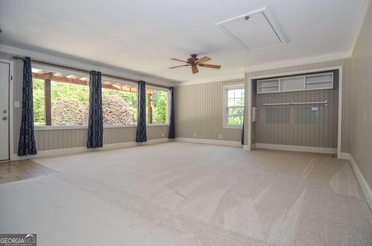 5586 Crestwood Drive