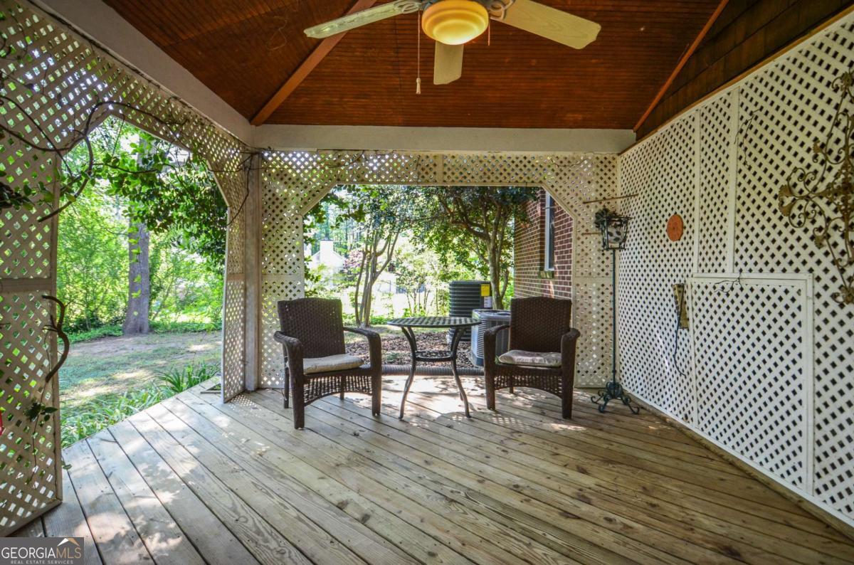 716 Killian Hill Road SW