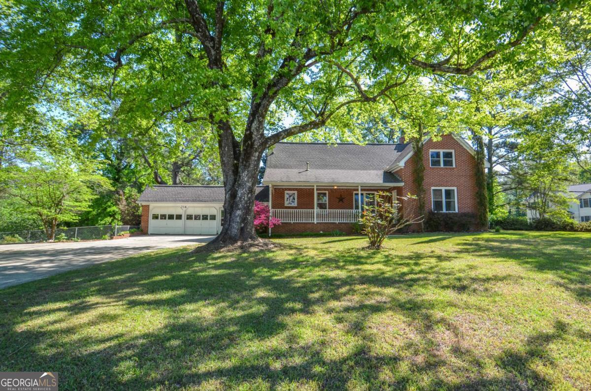 716 Killian Hill Road SW