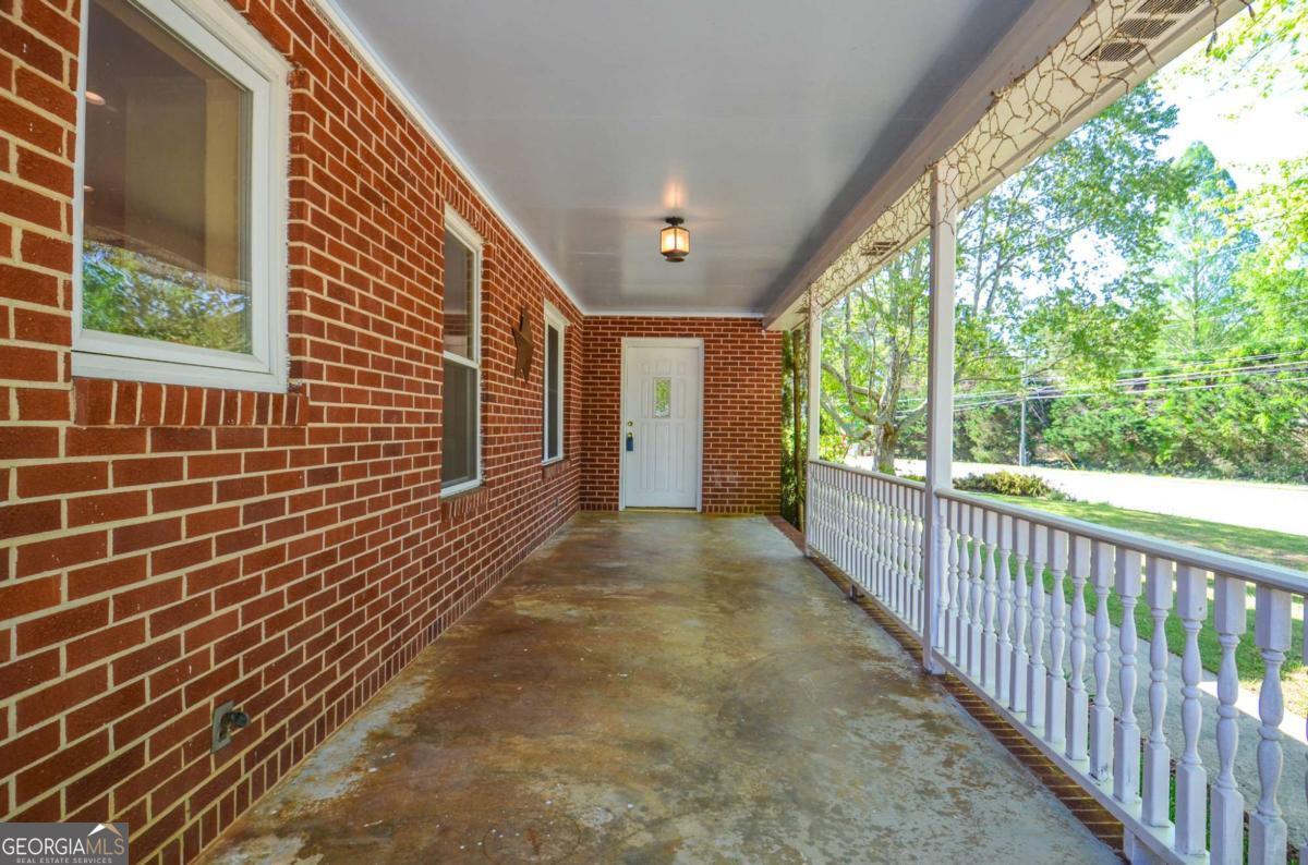 716 Killian Hill Road SW