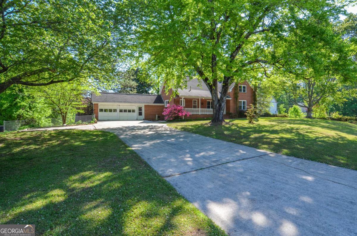 716 Killian Hill Road SW