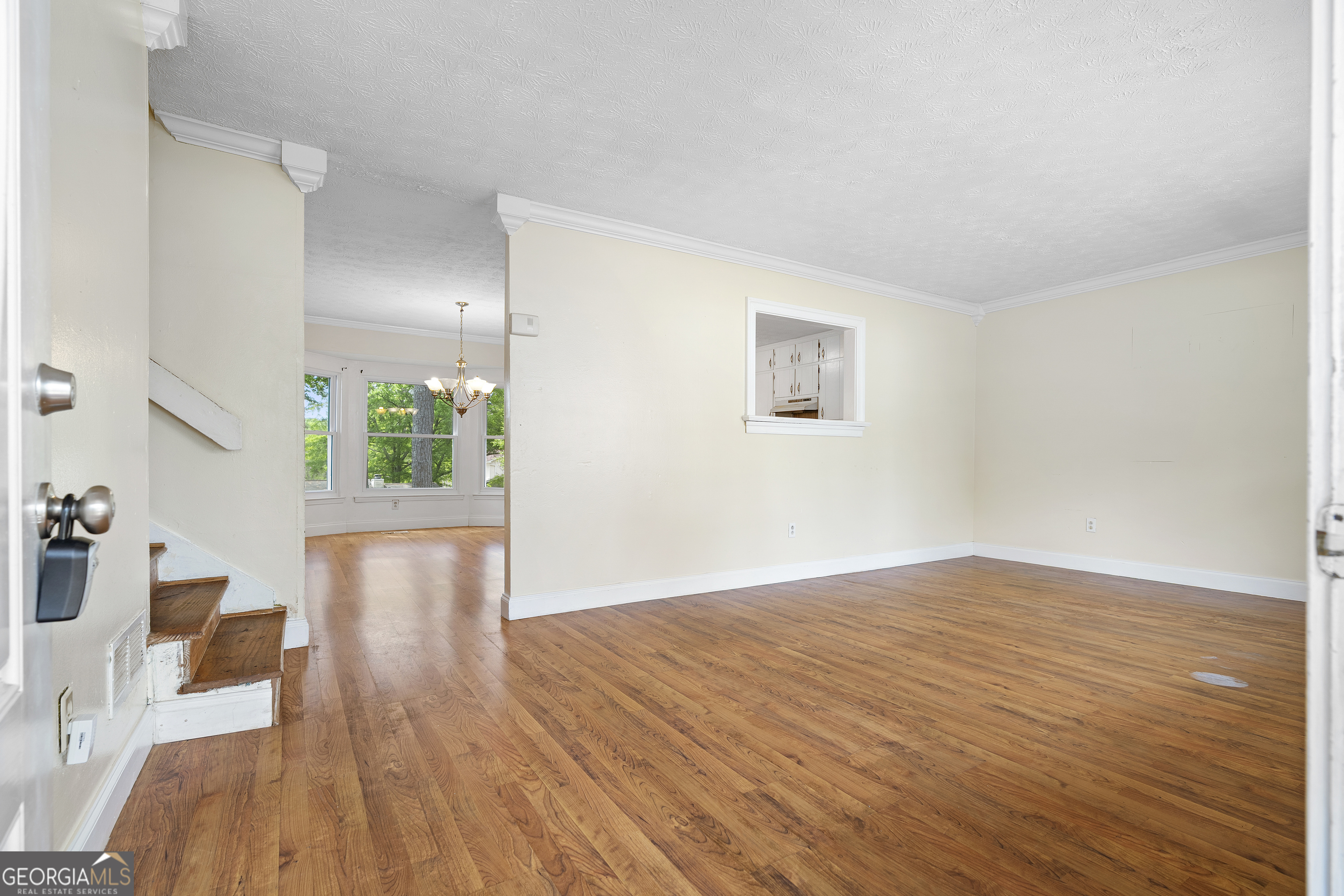 2811 Woodhollow Lane