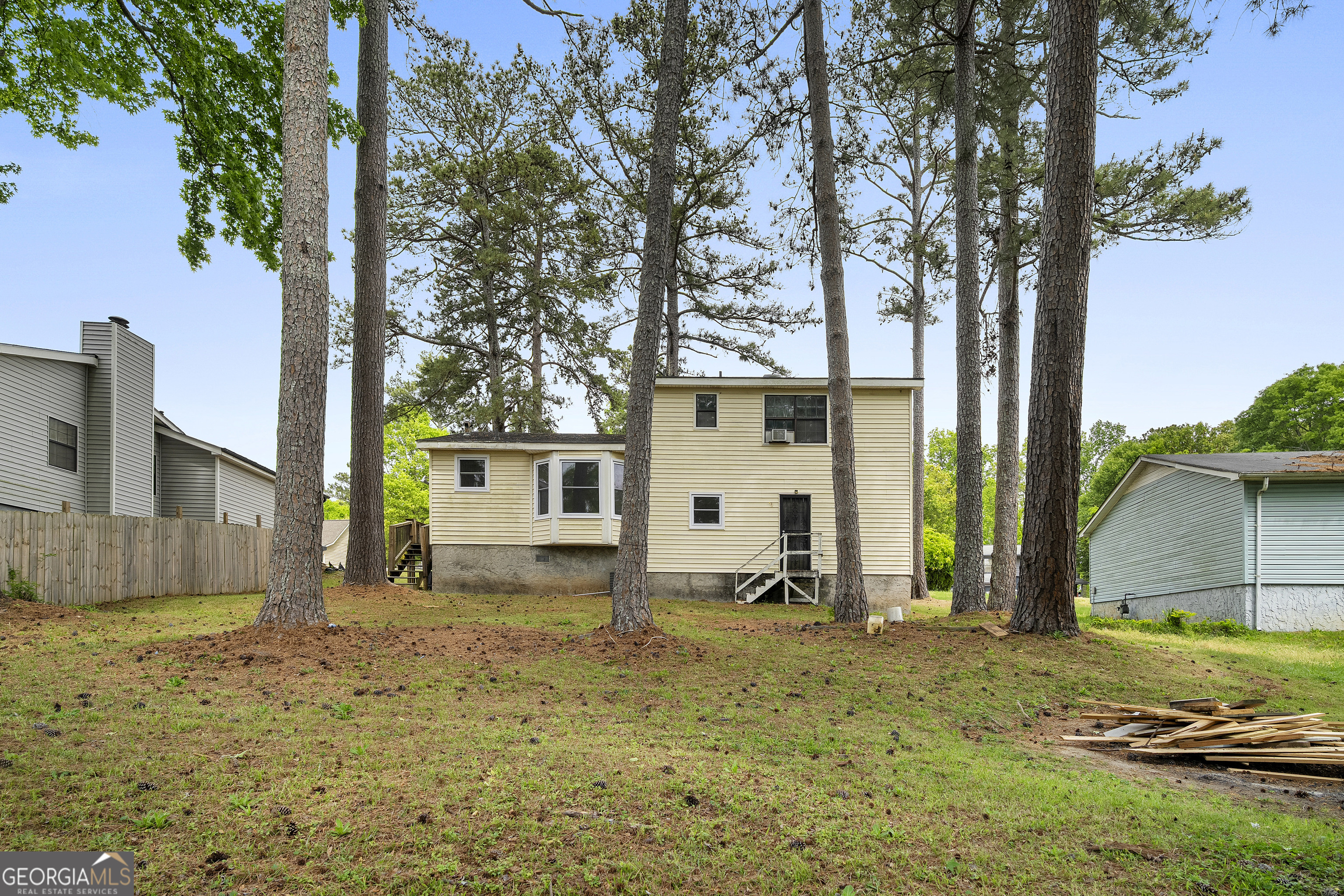 2811 Woodhollow Lane