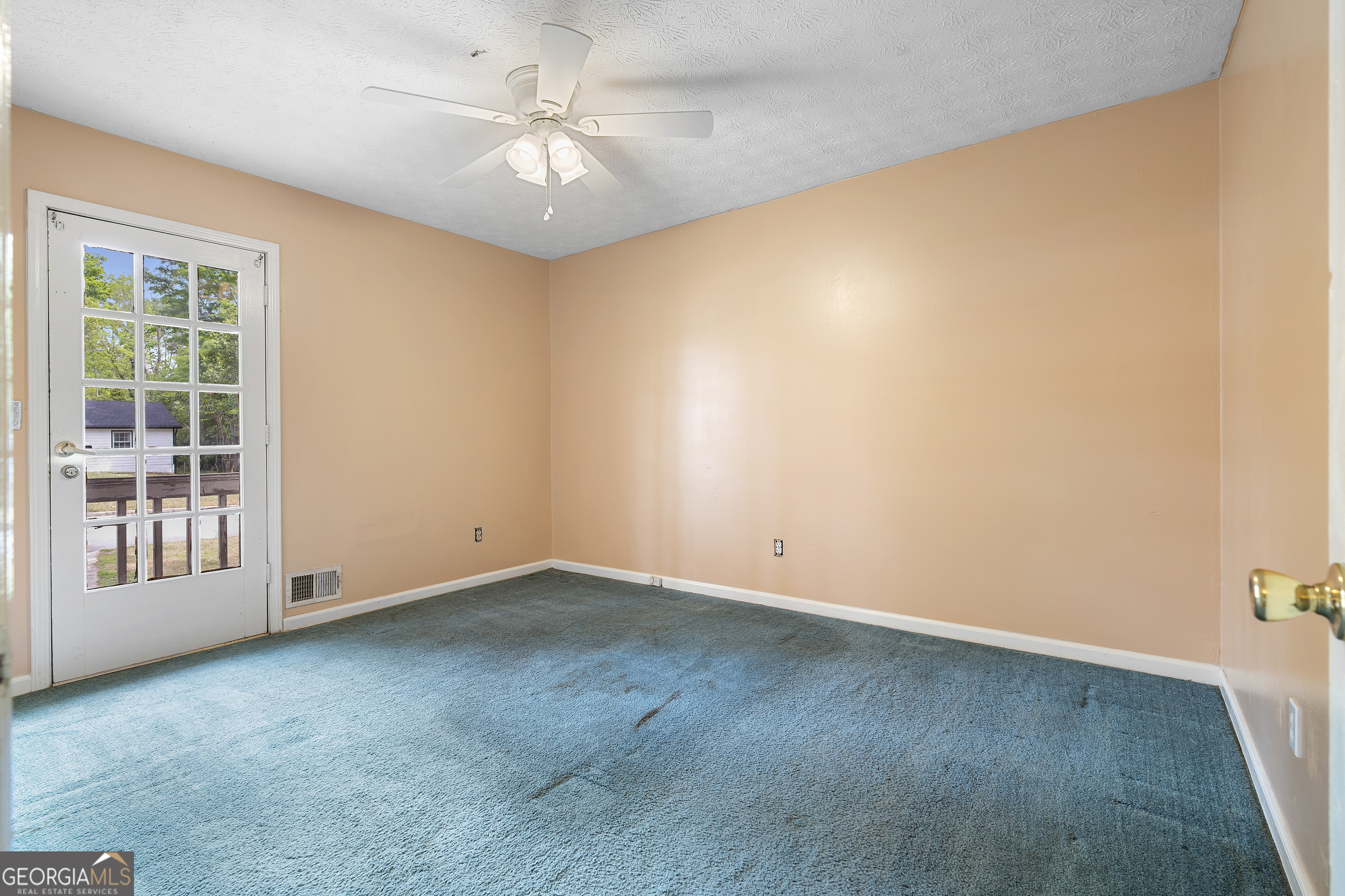 2811 Woodhollow Lane