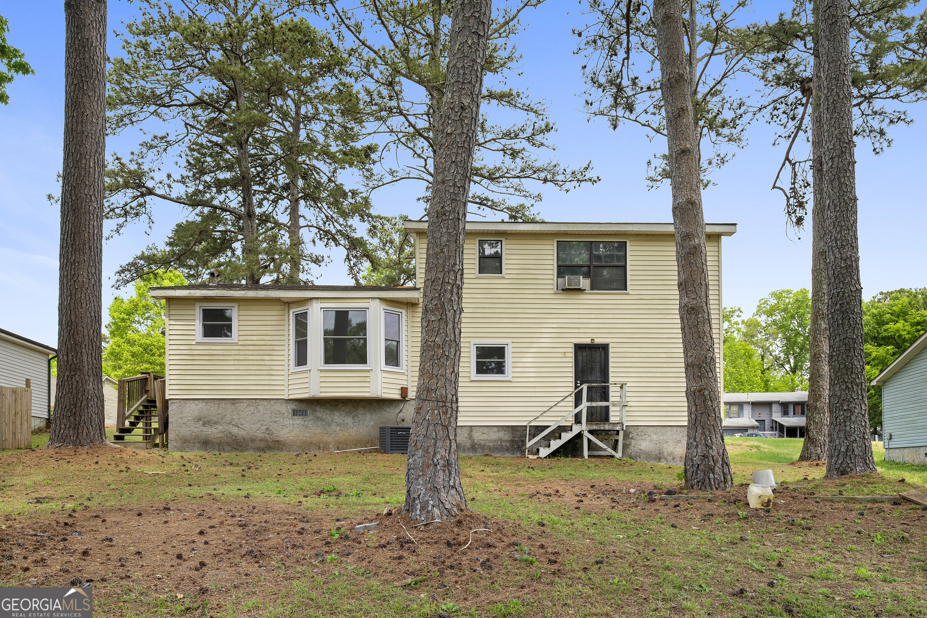 2811 Woodhollow Lane