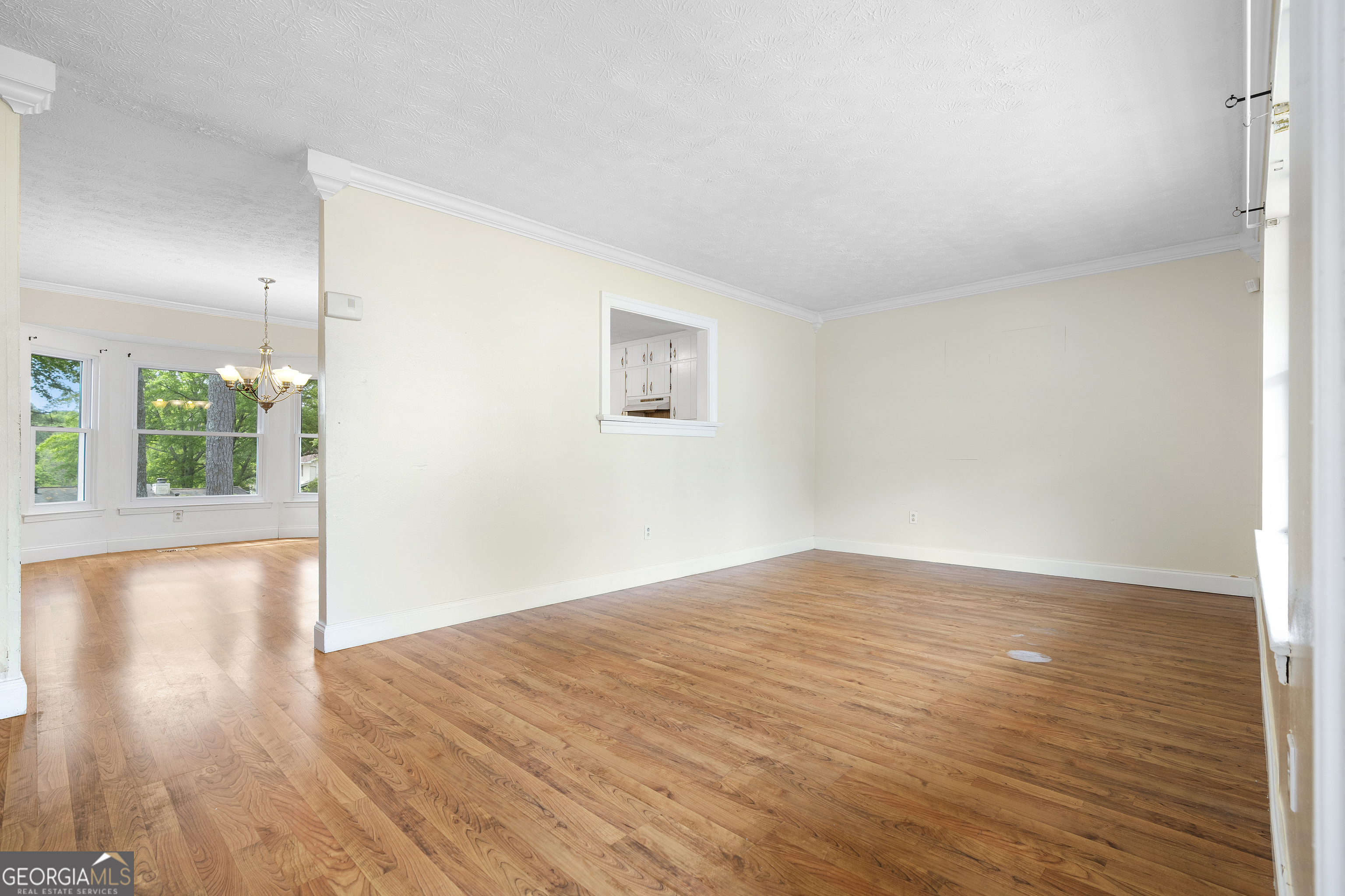 2811 Woodhollow Lane