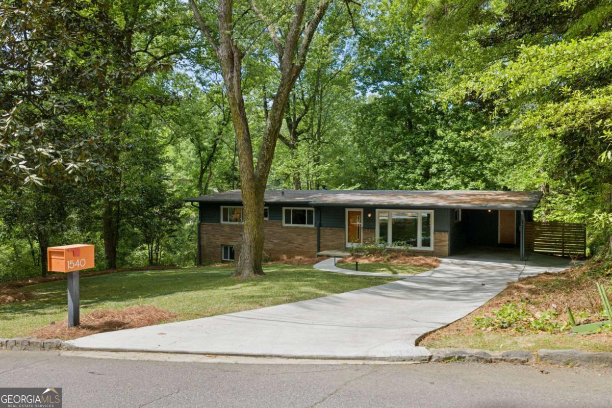 1540 Sagamore Drive NE