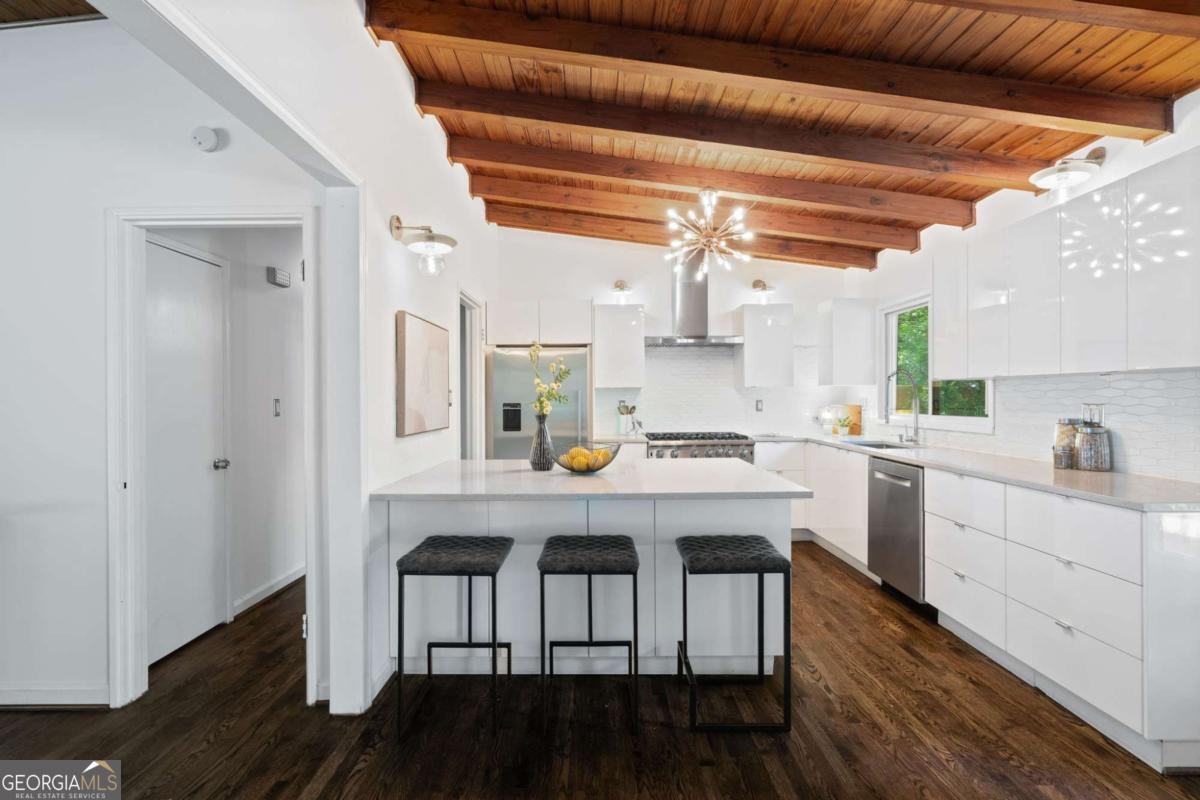 1540 Sagamore Drive NE