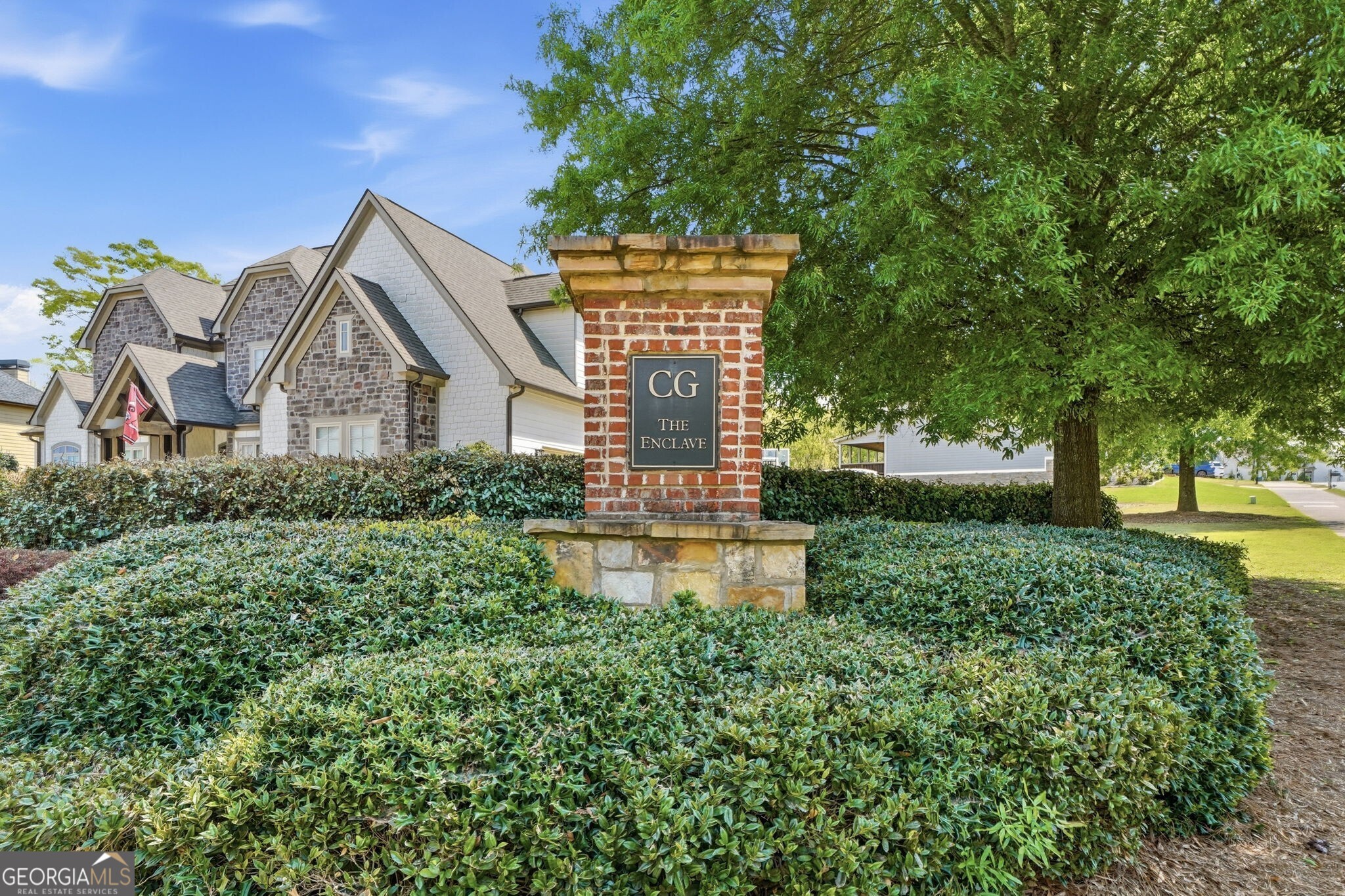 11 Rock Ridge Court SE