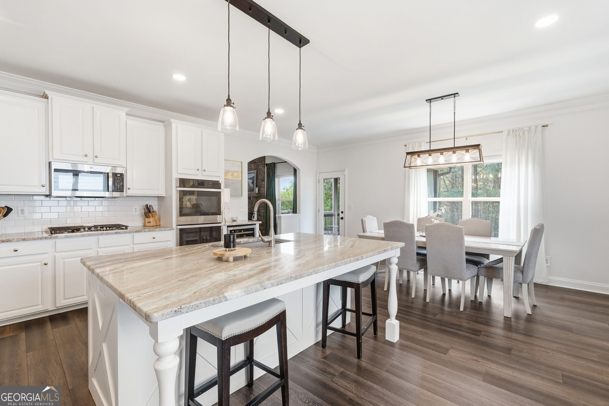 11 Rock Ridge Court SE