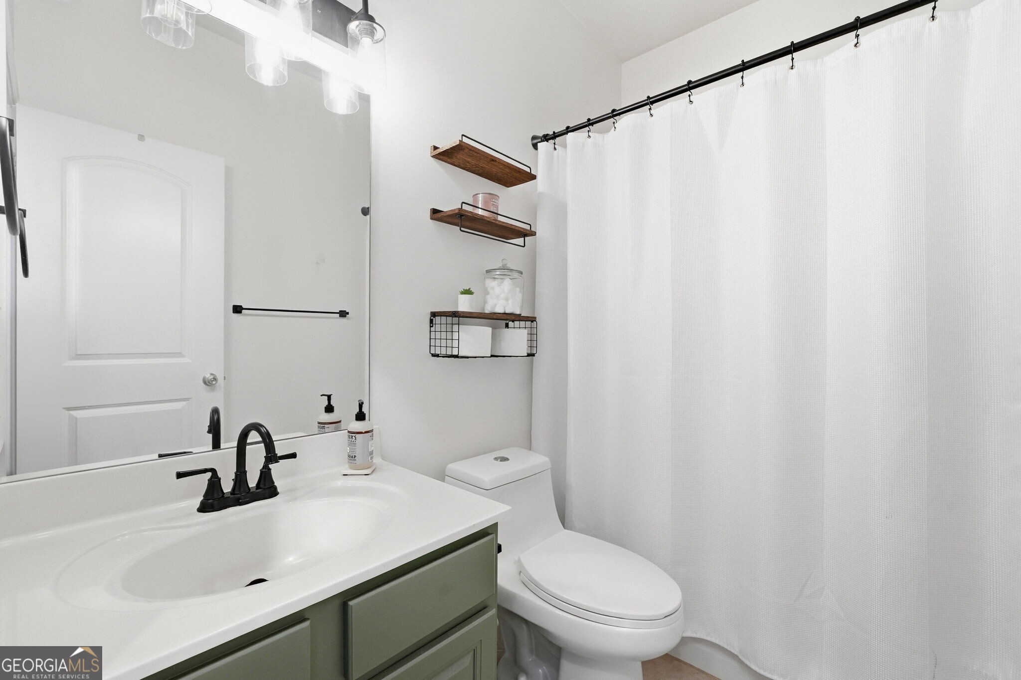 11 Rock Ridge Court SE