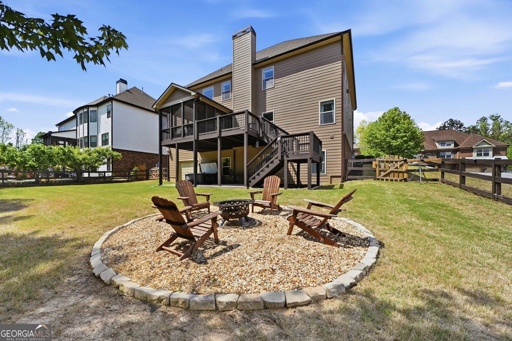 11 Rock Ridge Court SE