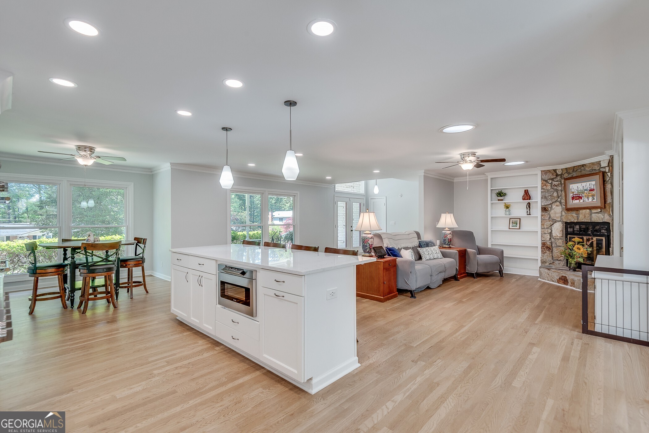 2349 Crestcliff Drive