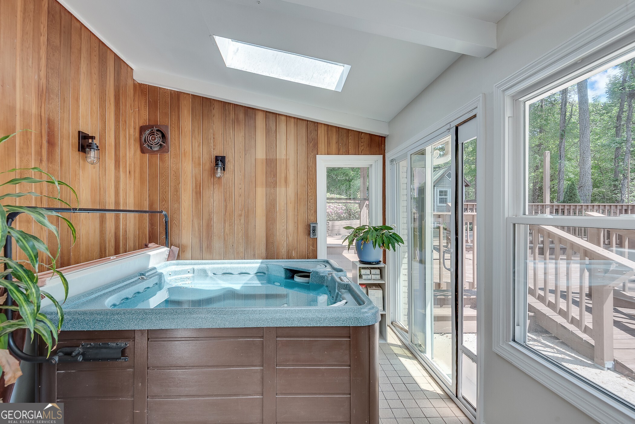 2349 Crestcliff Drive