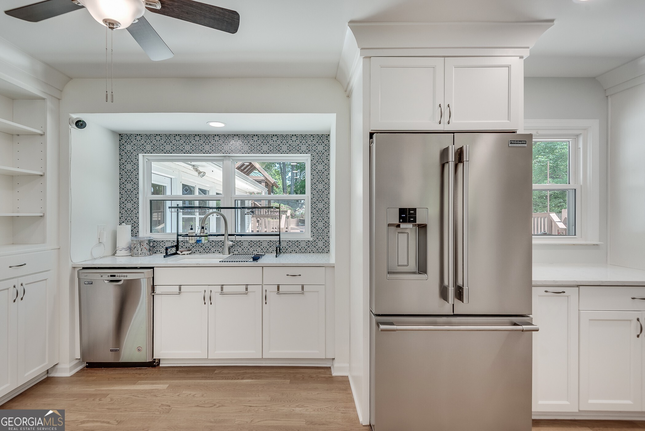 2349 Crestcliff Drive