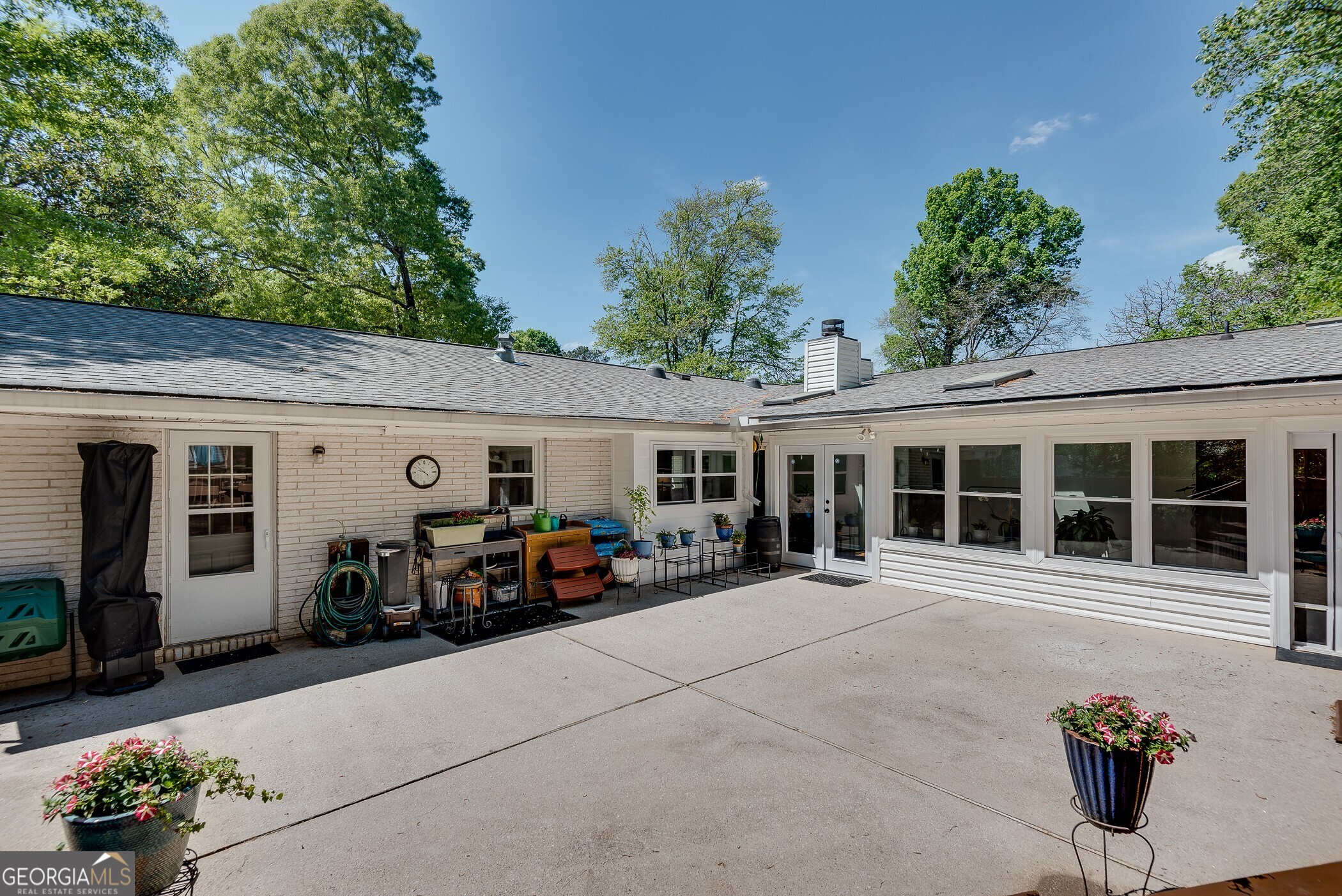 2349 Crestcliff Drive