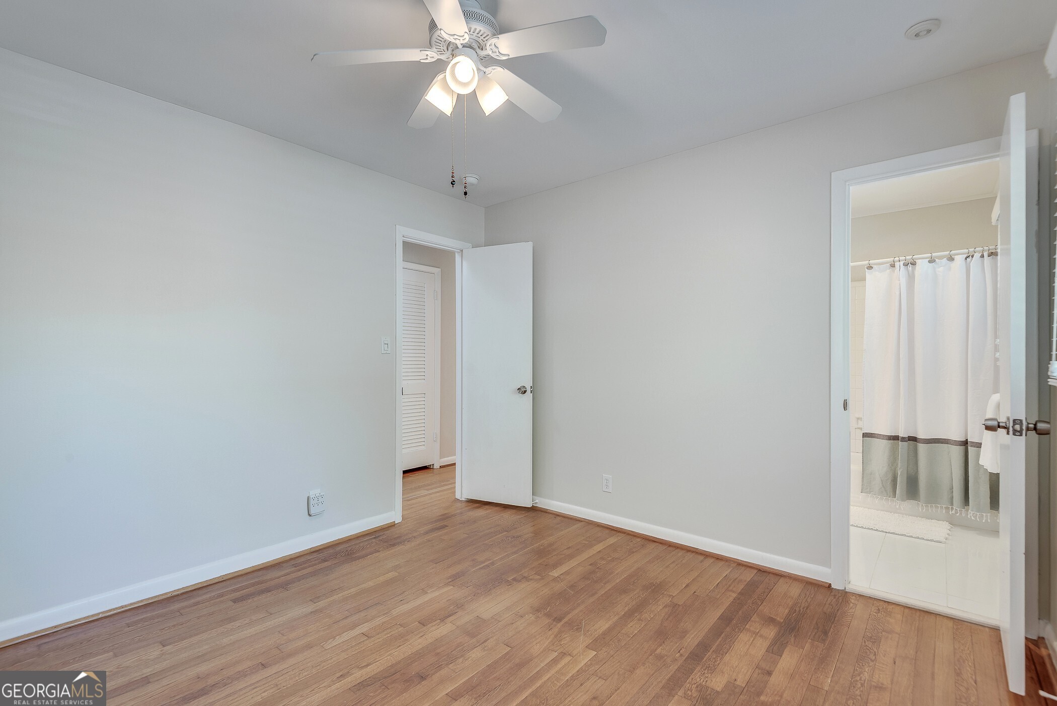 2349 Crestcliff Drive