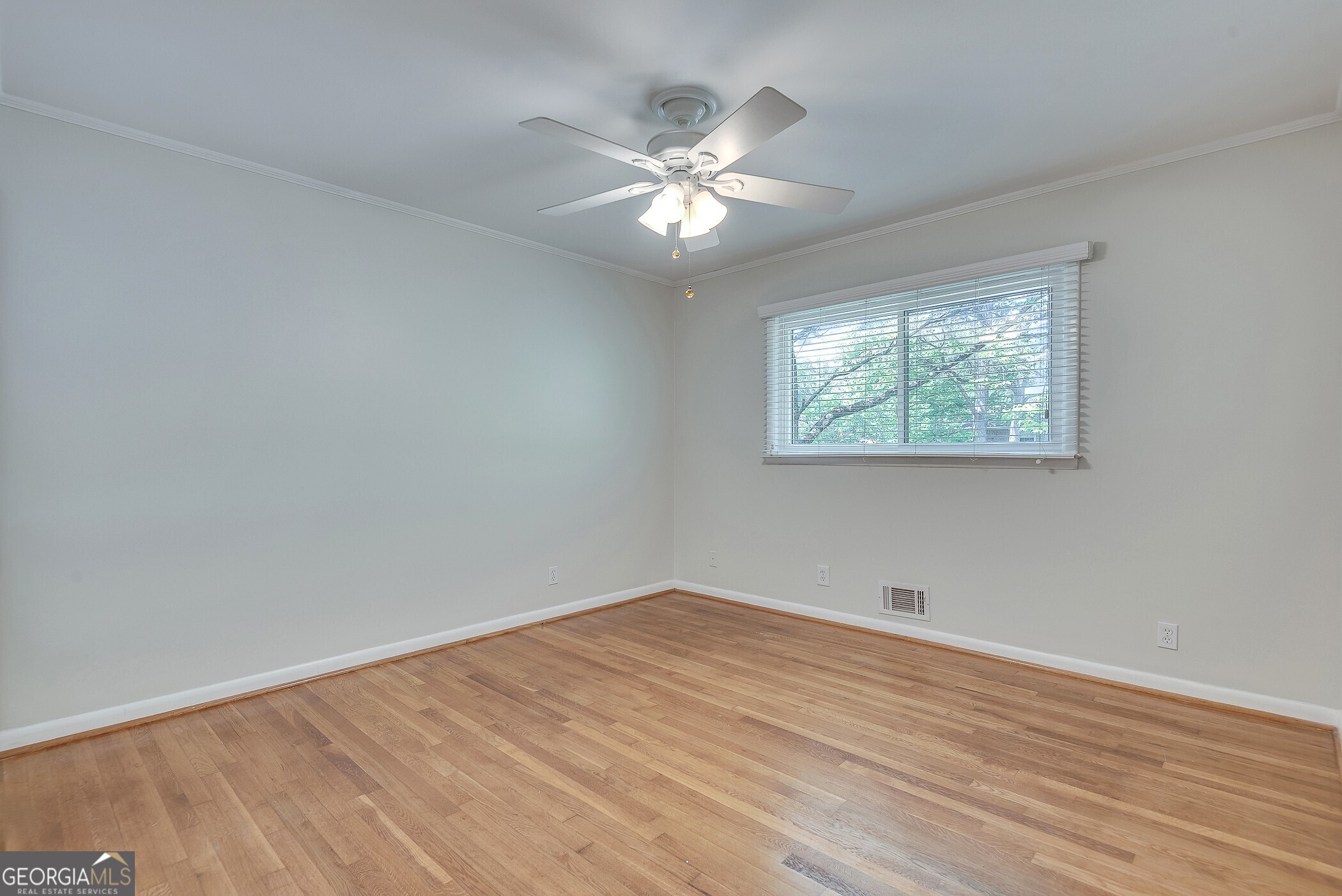 2349 Crestcliff Drive