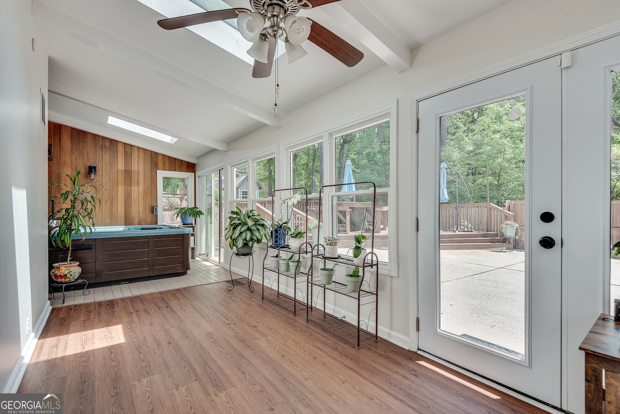 2349 Crestcliff Drive