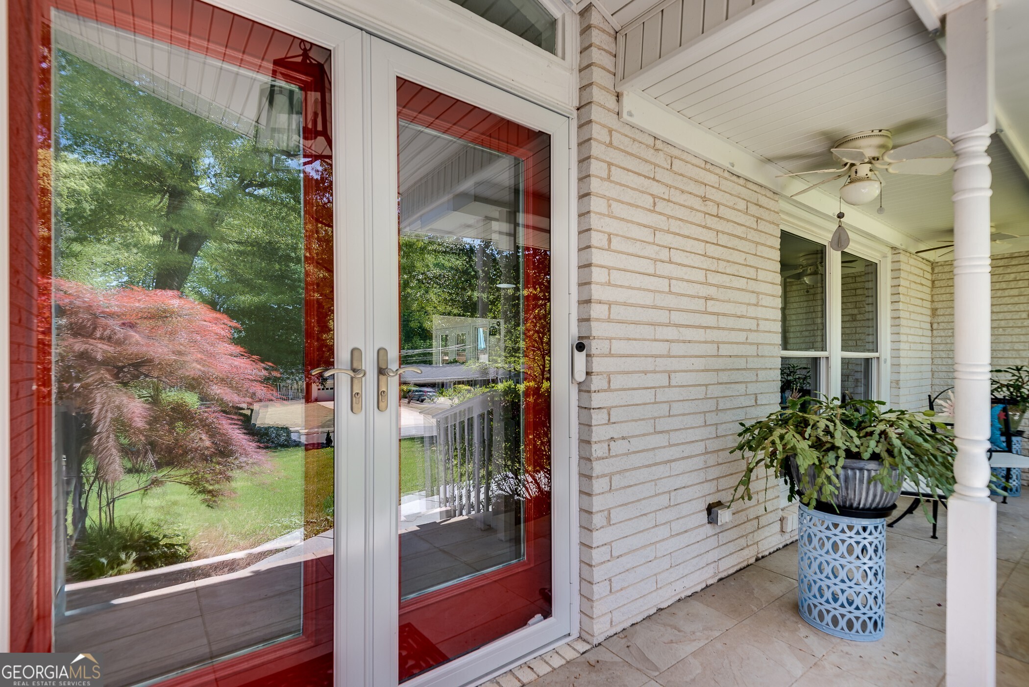 2349 Crestcliff Drive