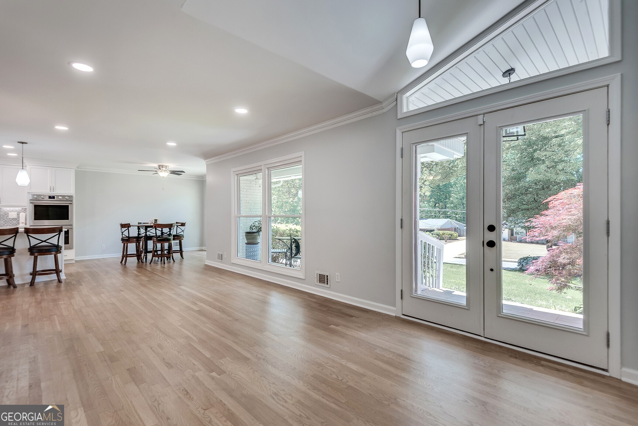 2349 Crestcliff Drive