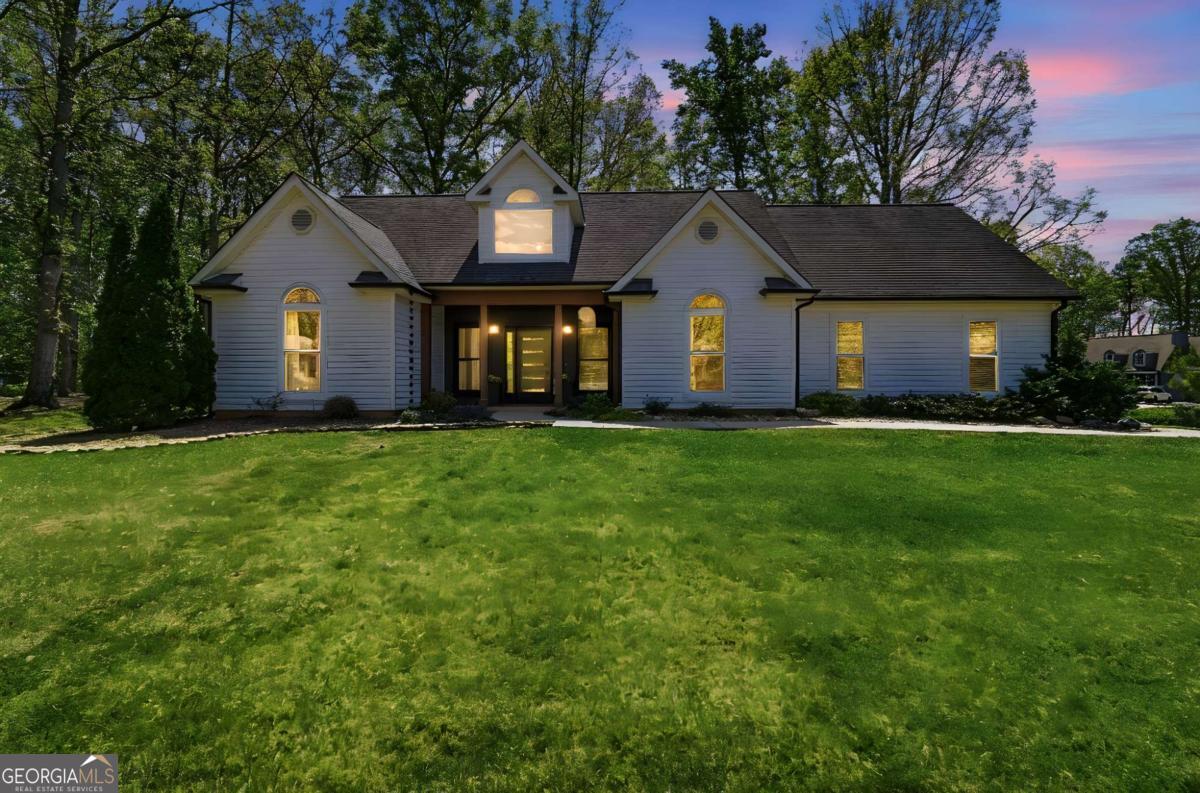 290 Paul Circle