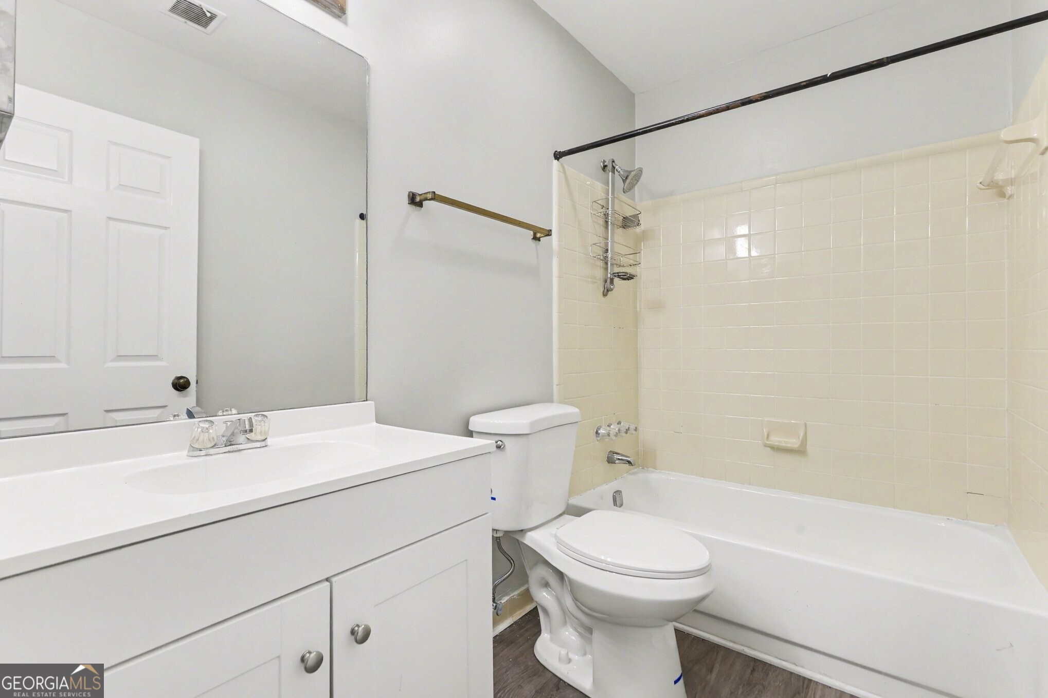 702 Mill Pond Drive SE