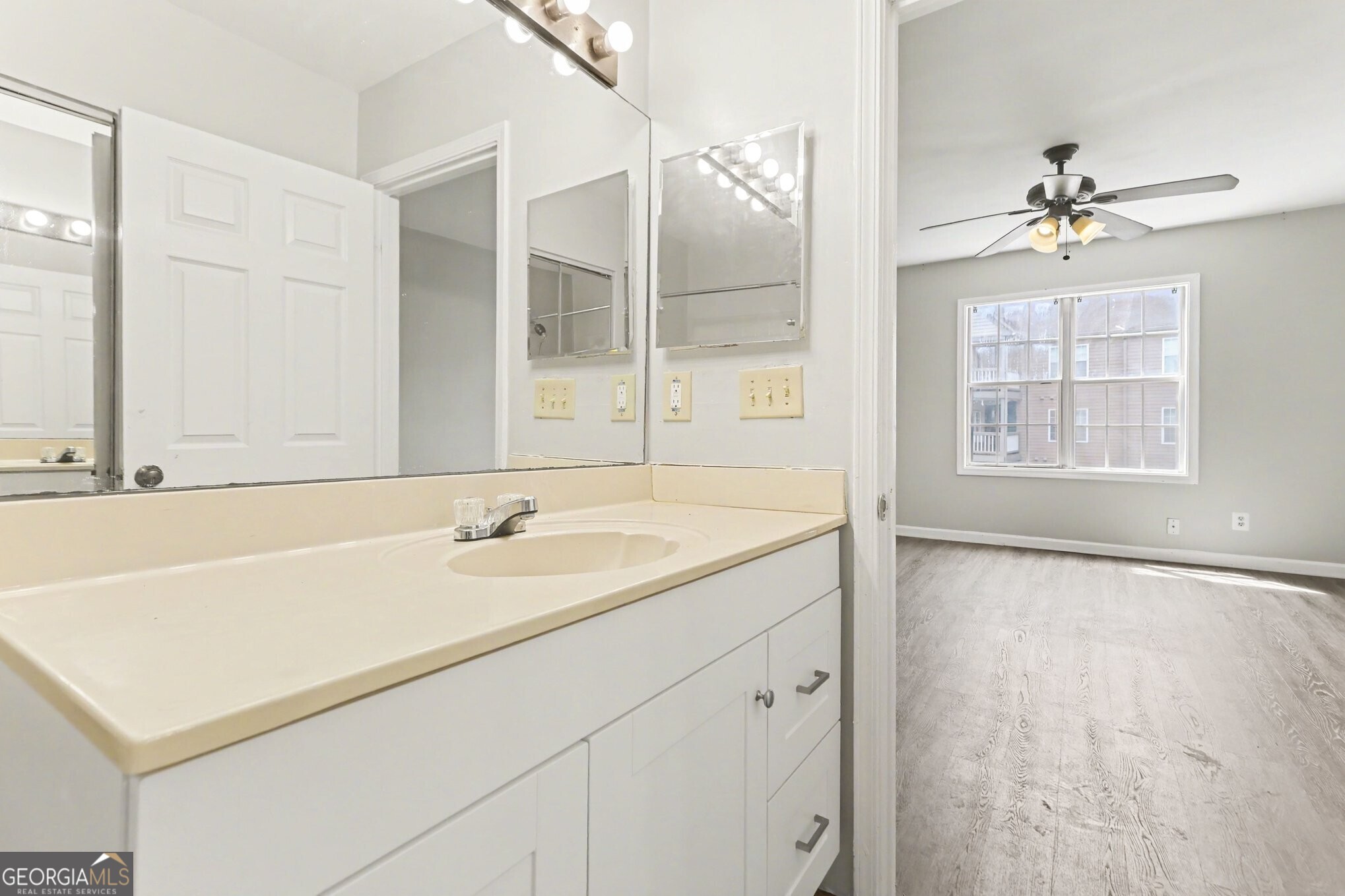 702 Mill Pond Drive SE