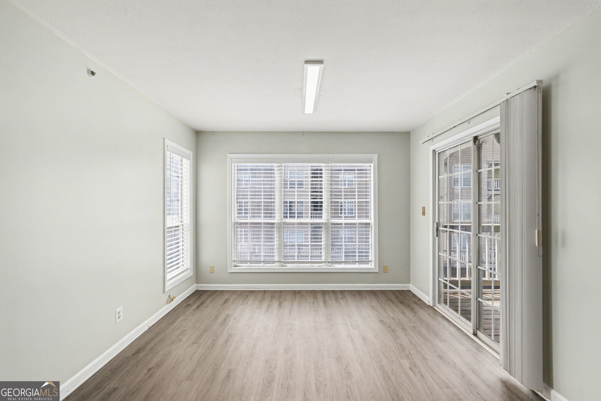 702 Mill Pond Drive SE