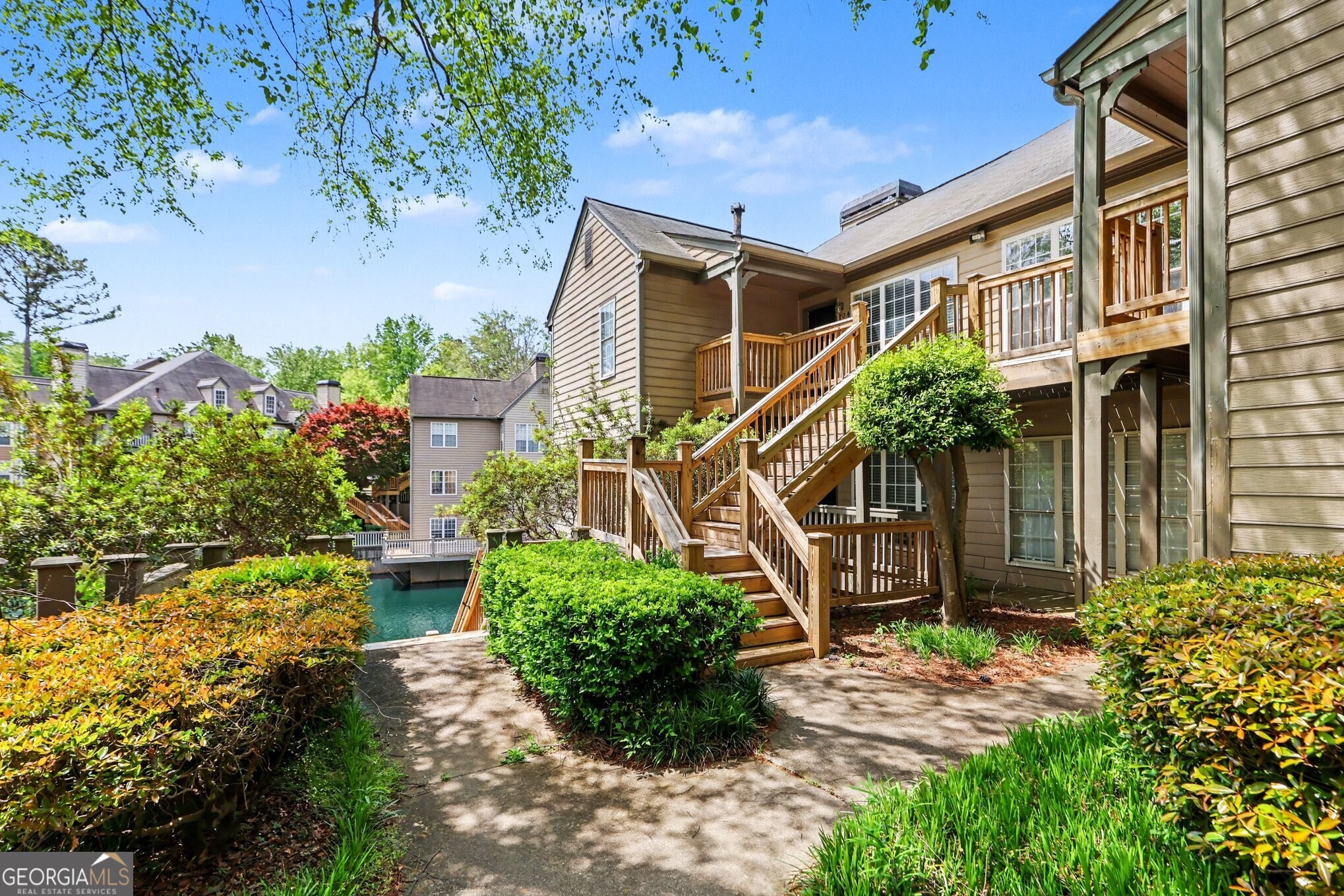 702 Mill Pond Drive SE