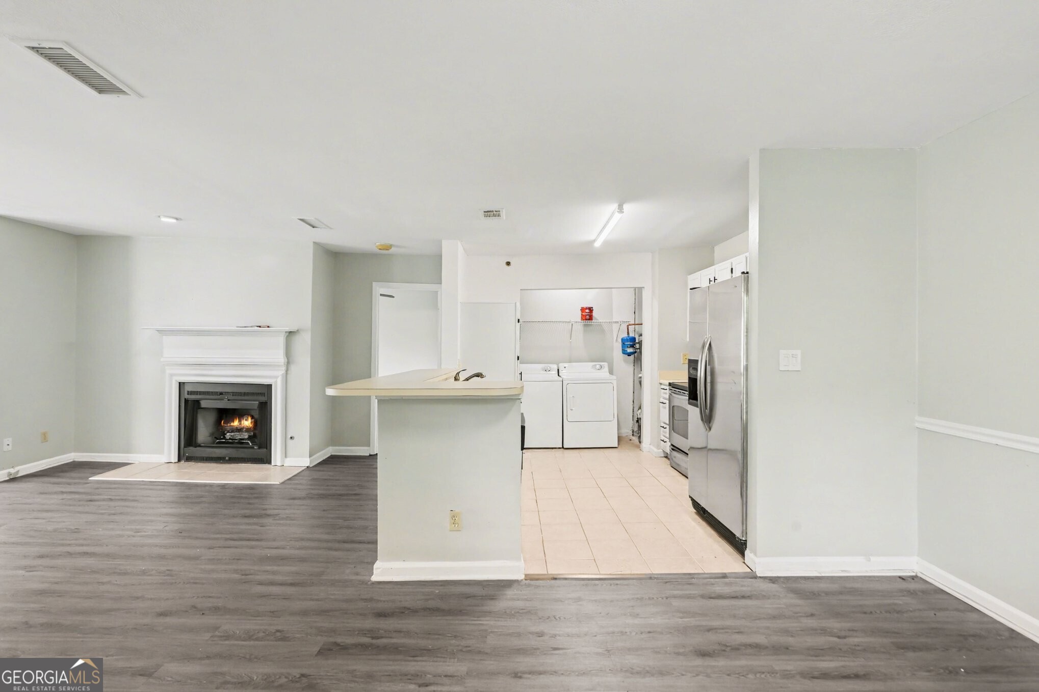 702 Mill Pond Drive SE