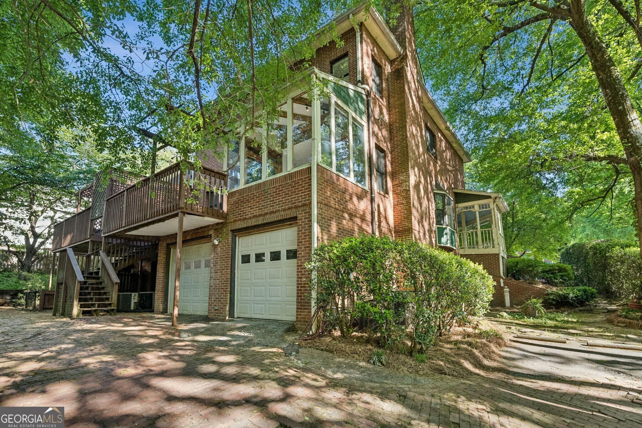 952 Edgewood Avenue NE