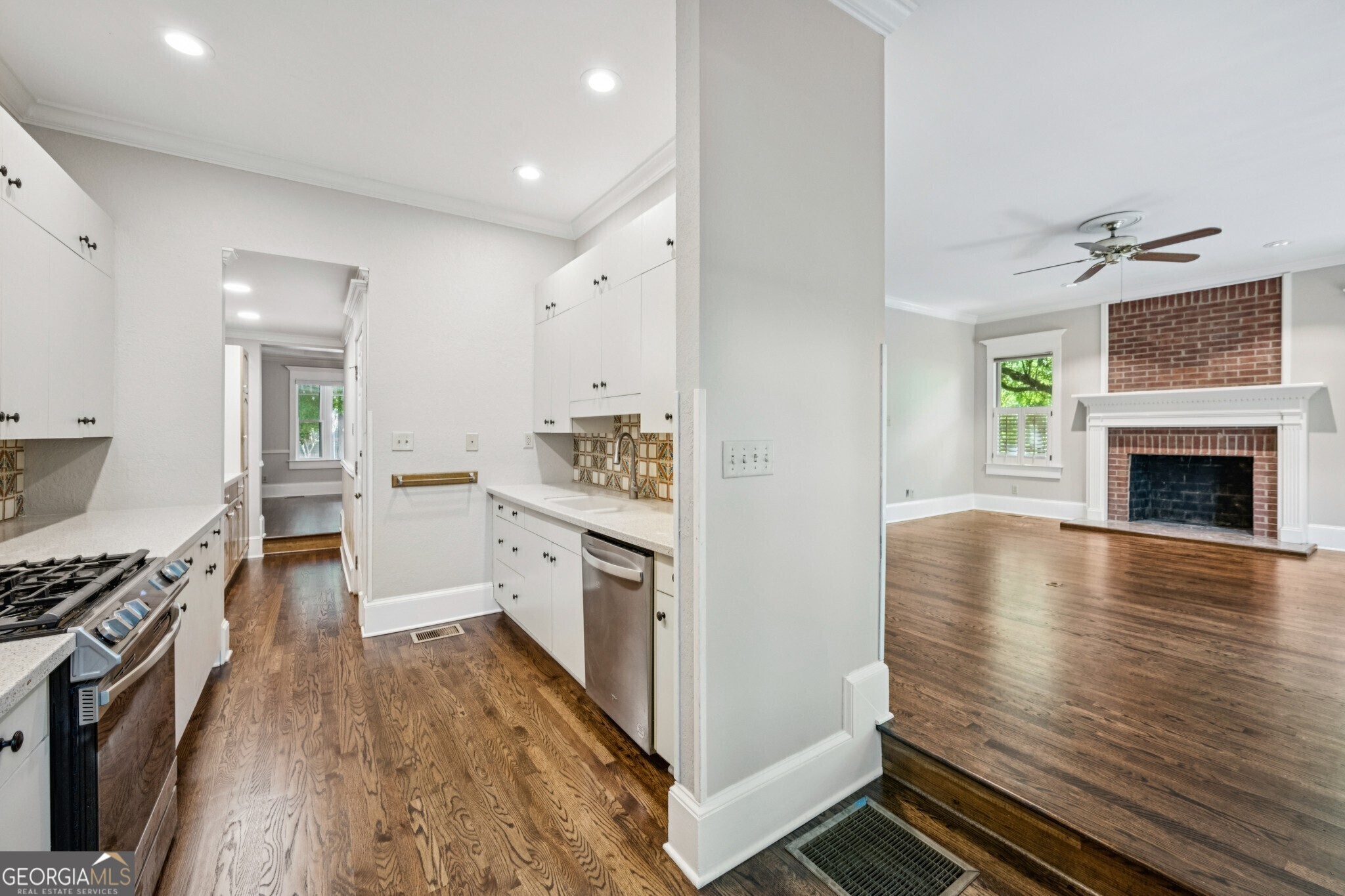 952 Edgewood Avenue NE