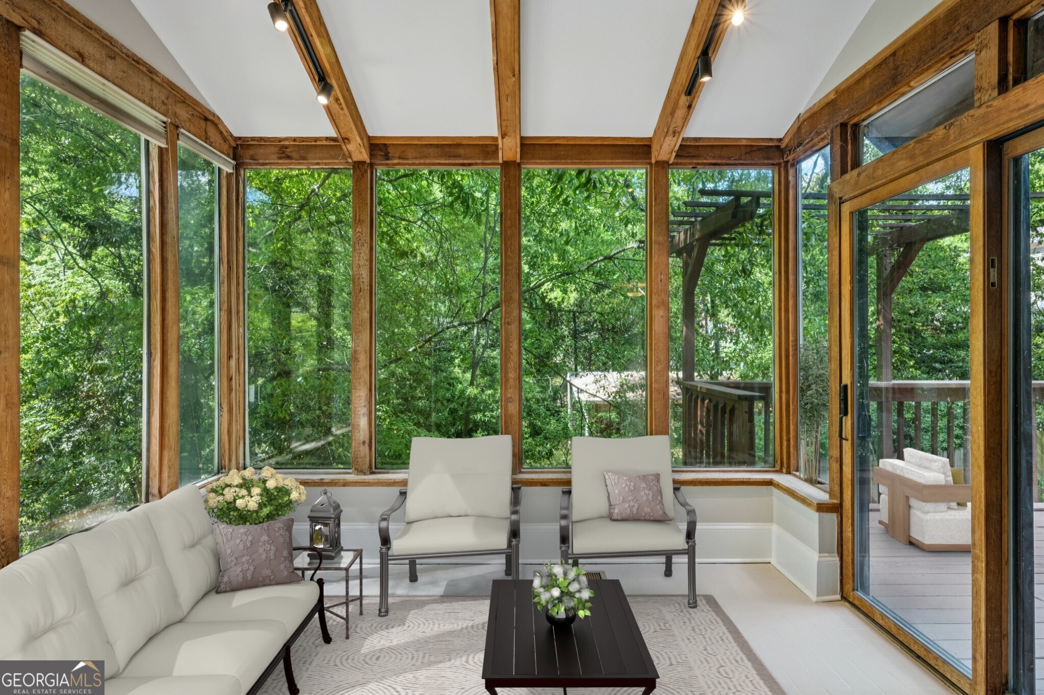 952 Edgewood Avenue NE