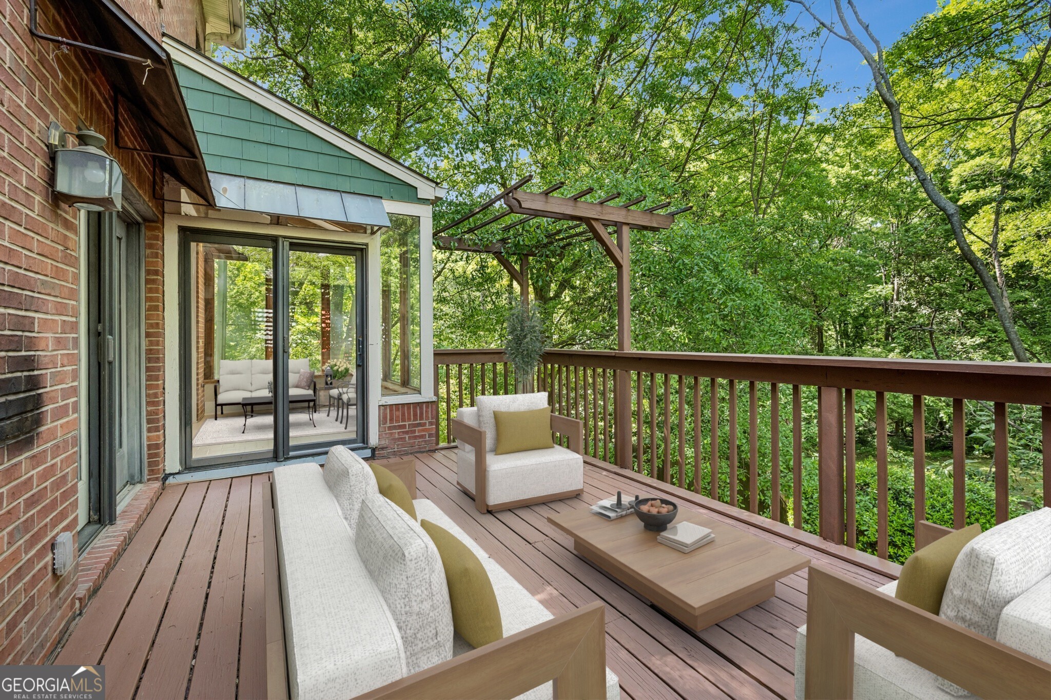 952 Edgewood Avenue NE