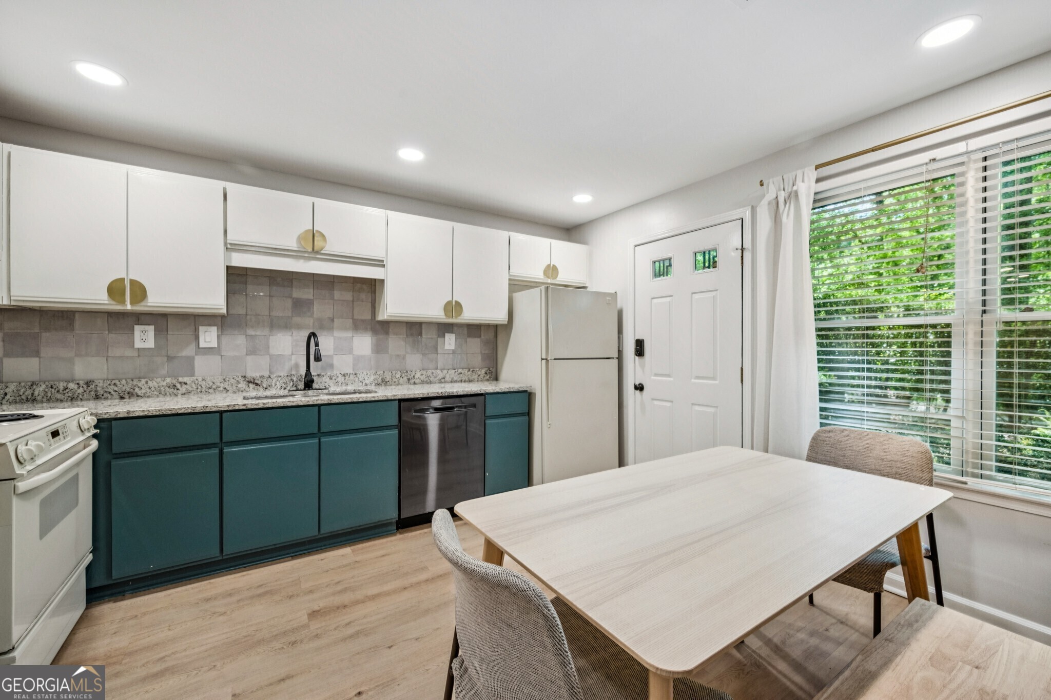 952 Edgewood Avenue NE