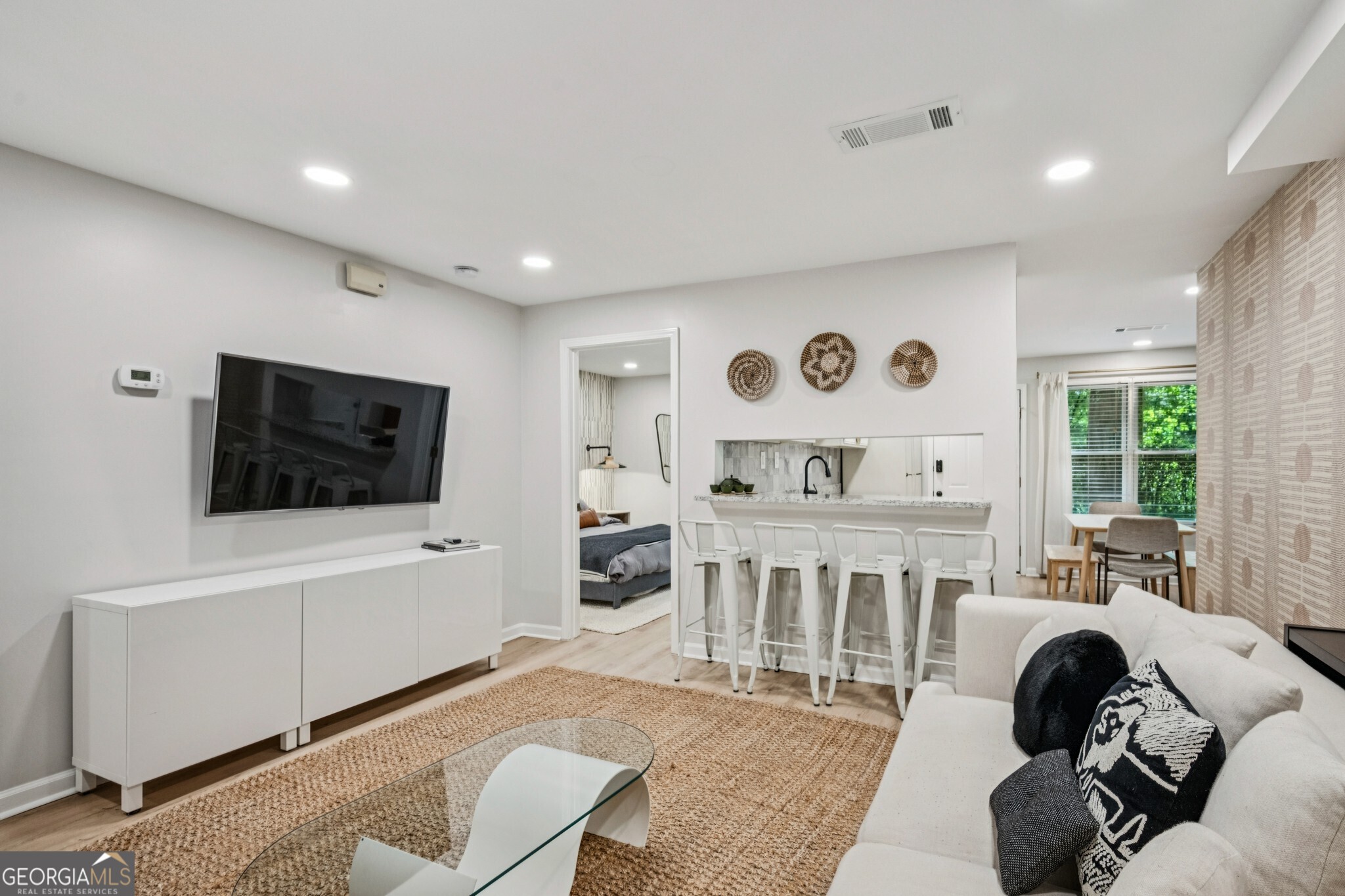 952 Edgewood Avenue NE