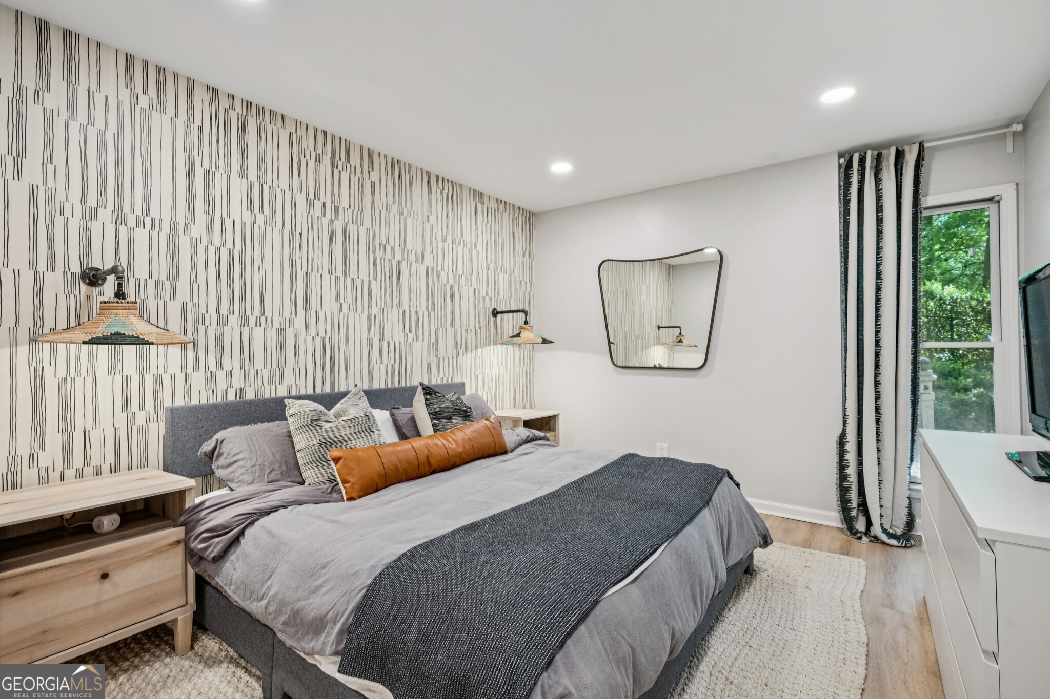 952 Edgewood Avenue NE