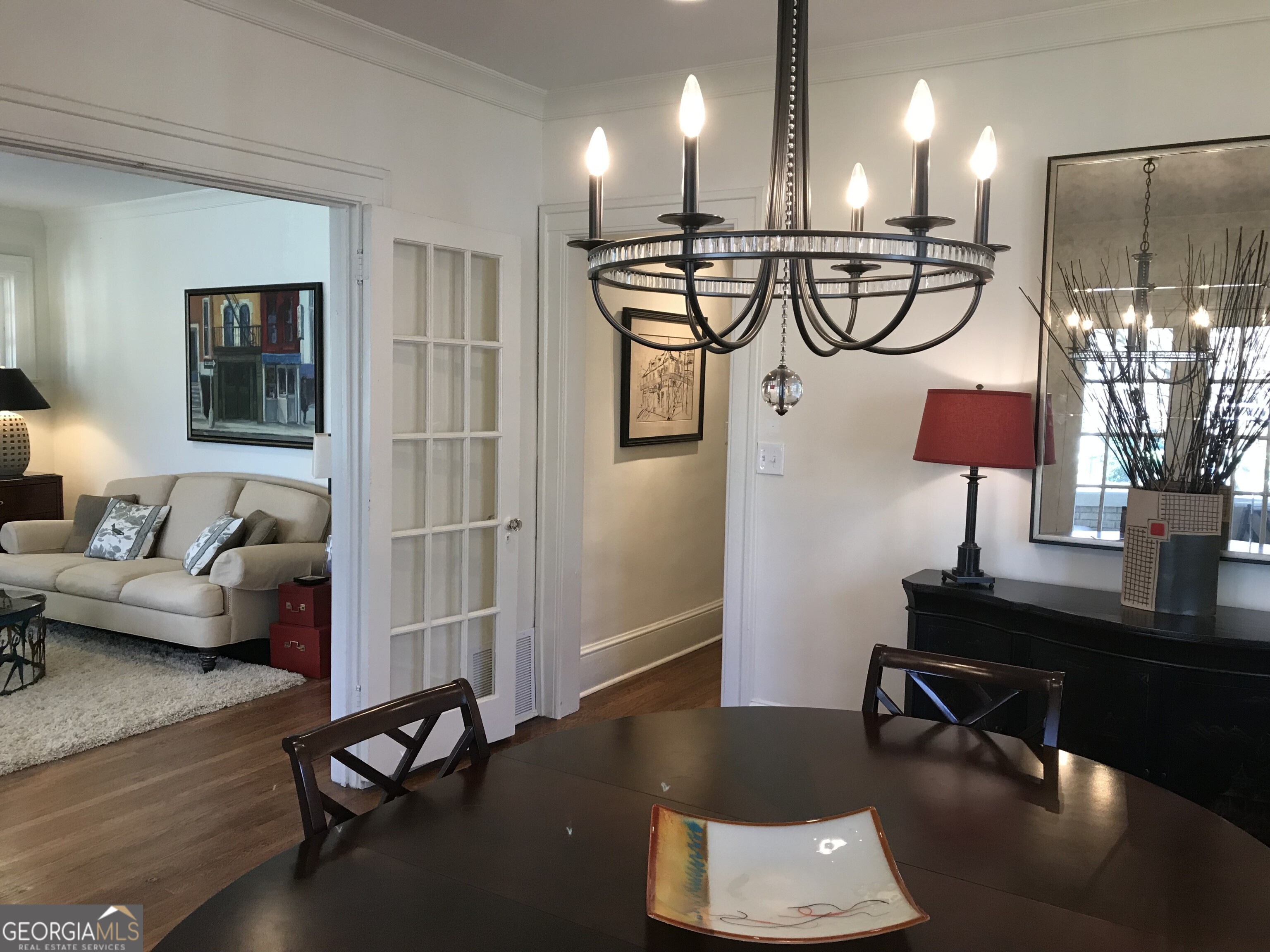 702A Myrtle Street NE