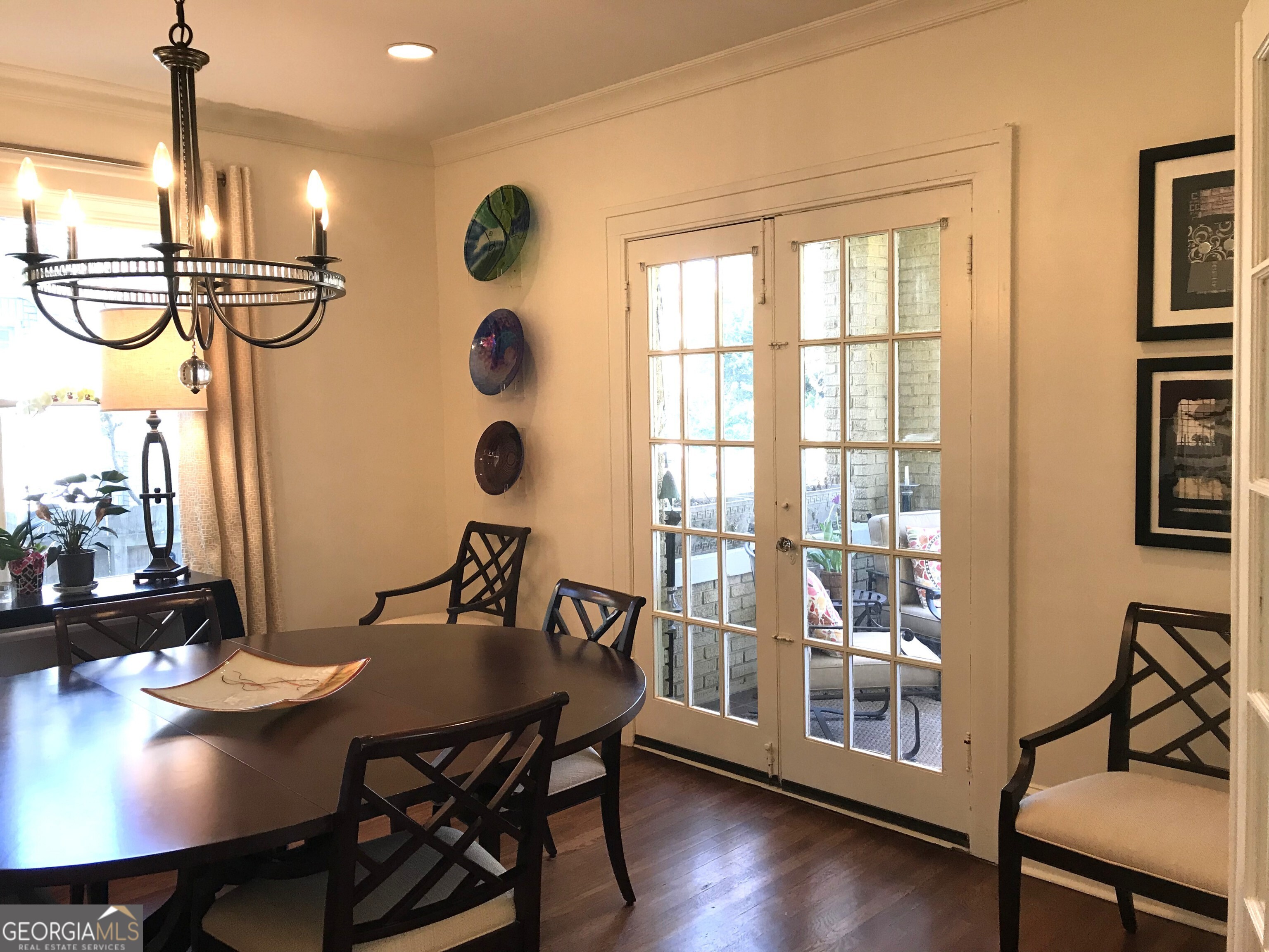 702A Myrtle Street NE