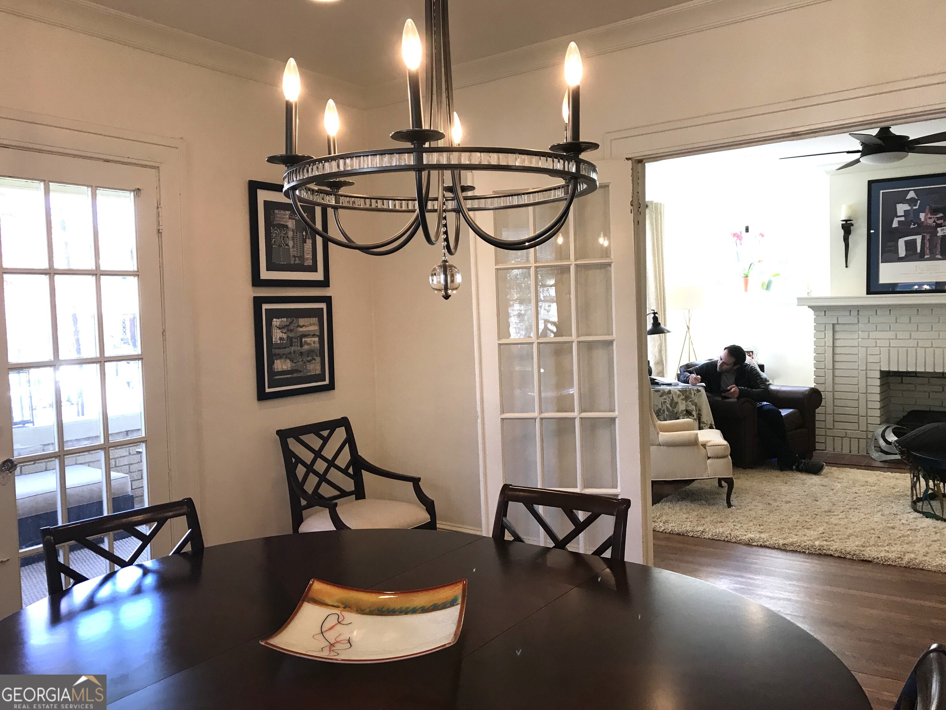 702A Myrtle Street NE