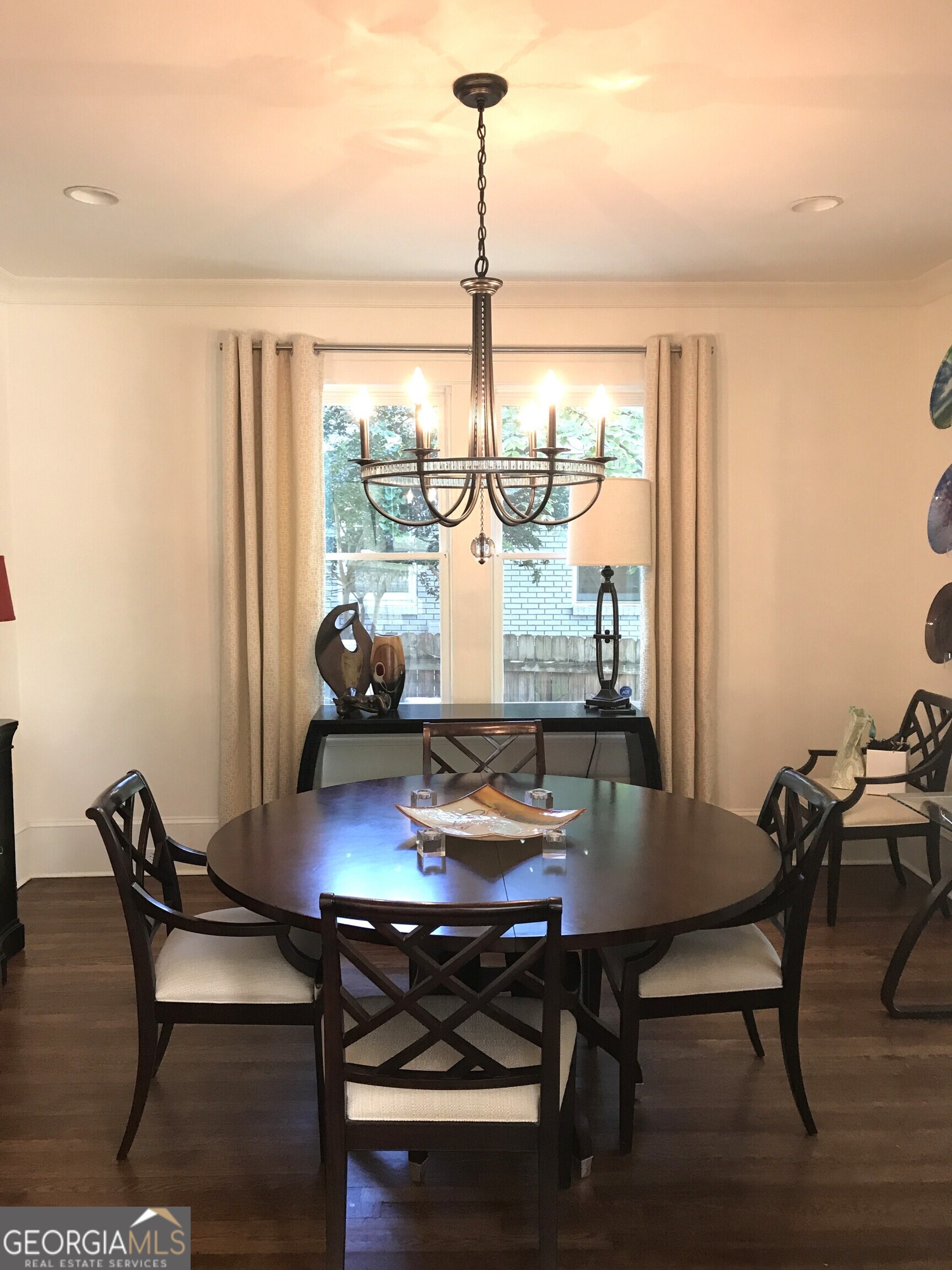 702A Myrtle Street NE