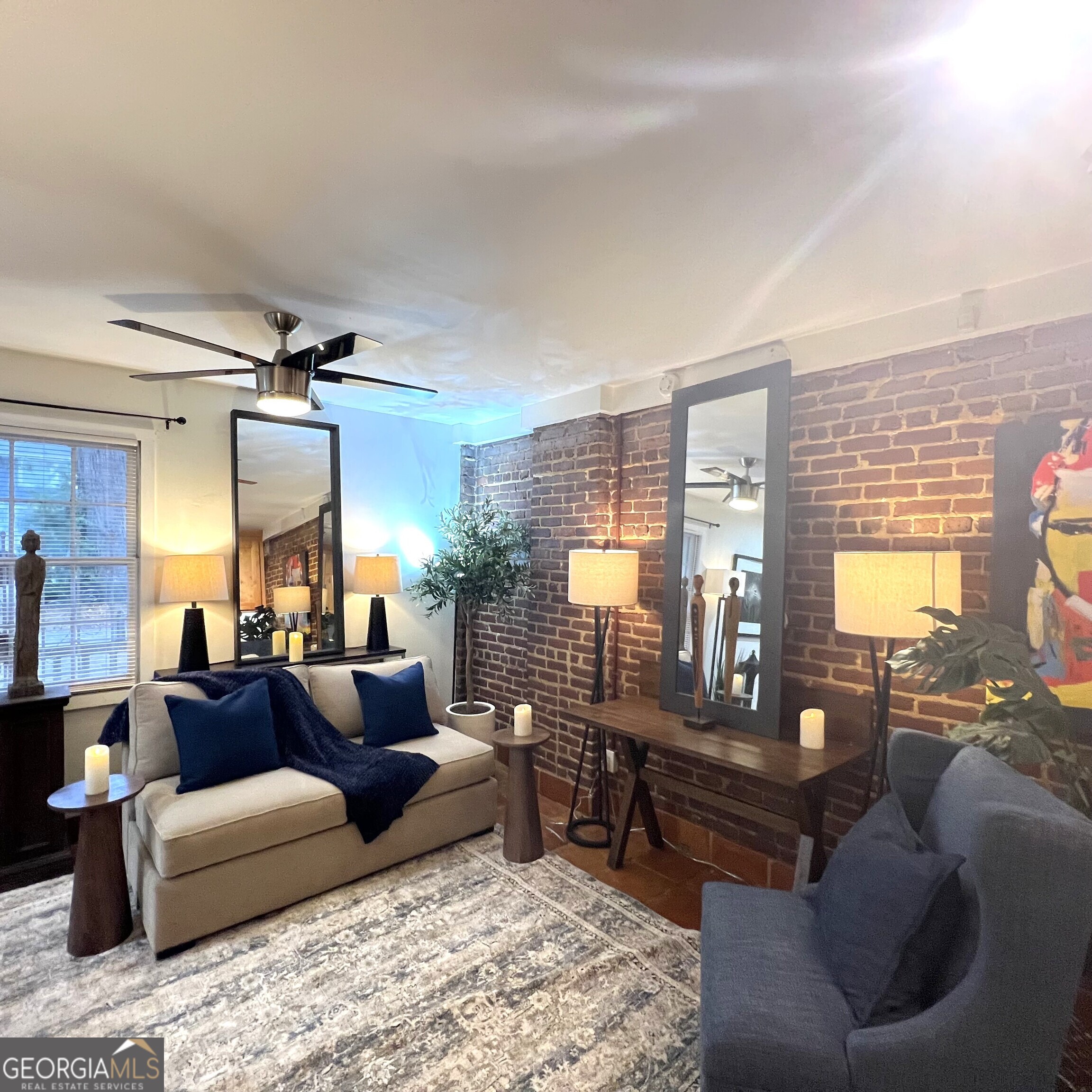 702 Myrtle Street NE