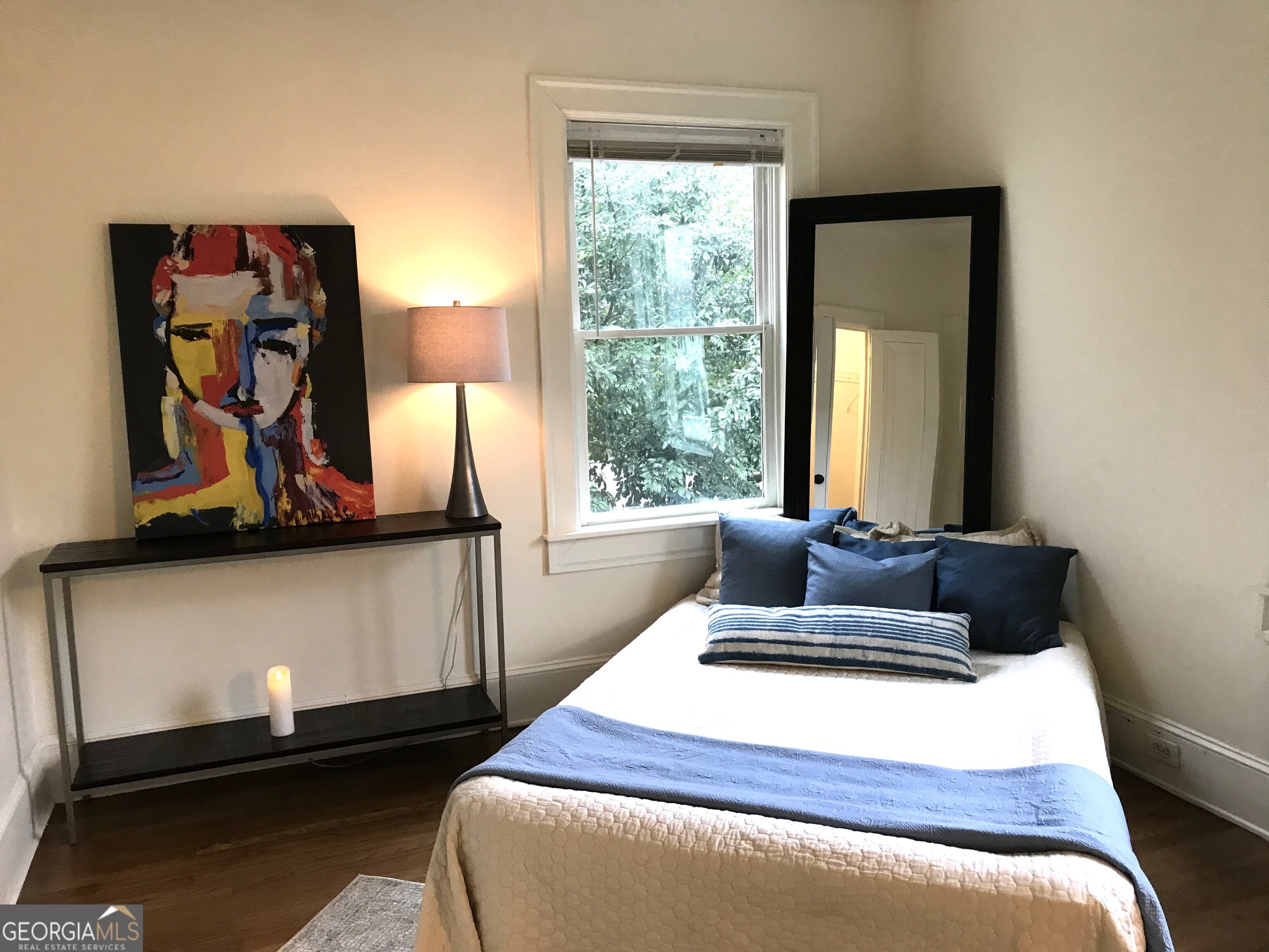 702 Myrtle Street NE