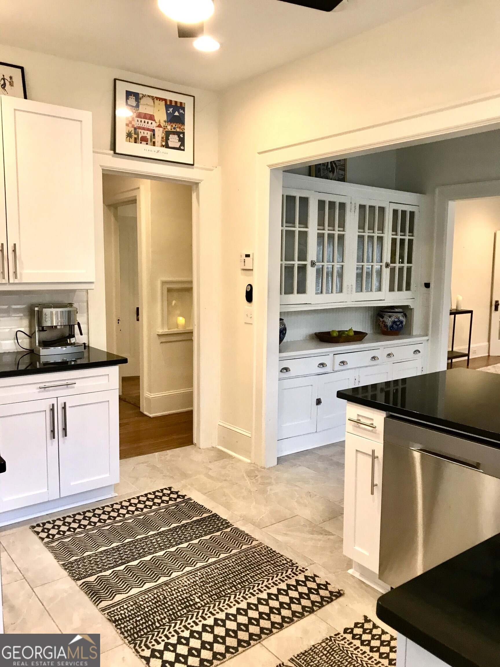 702 Myrtle Street NE