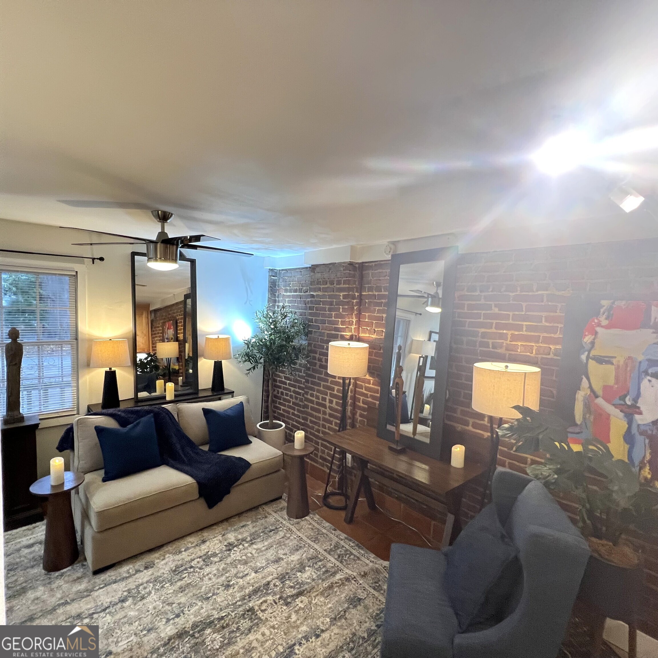 702 Myrtle Street NE