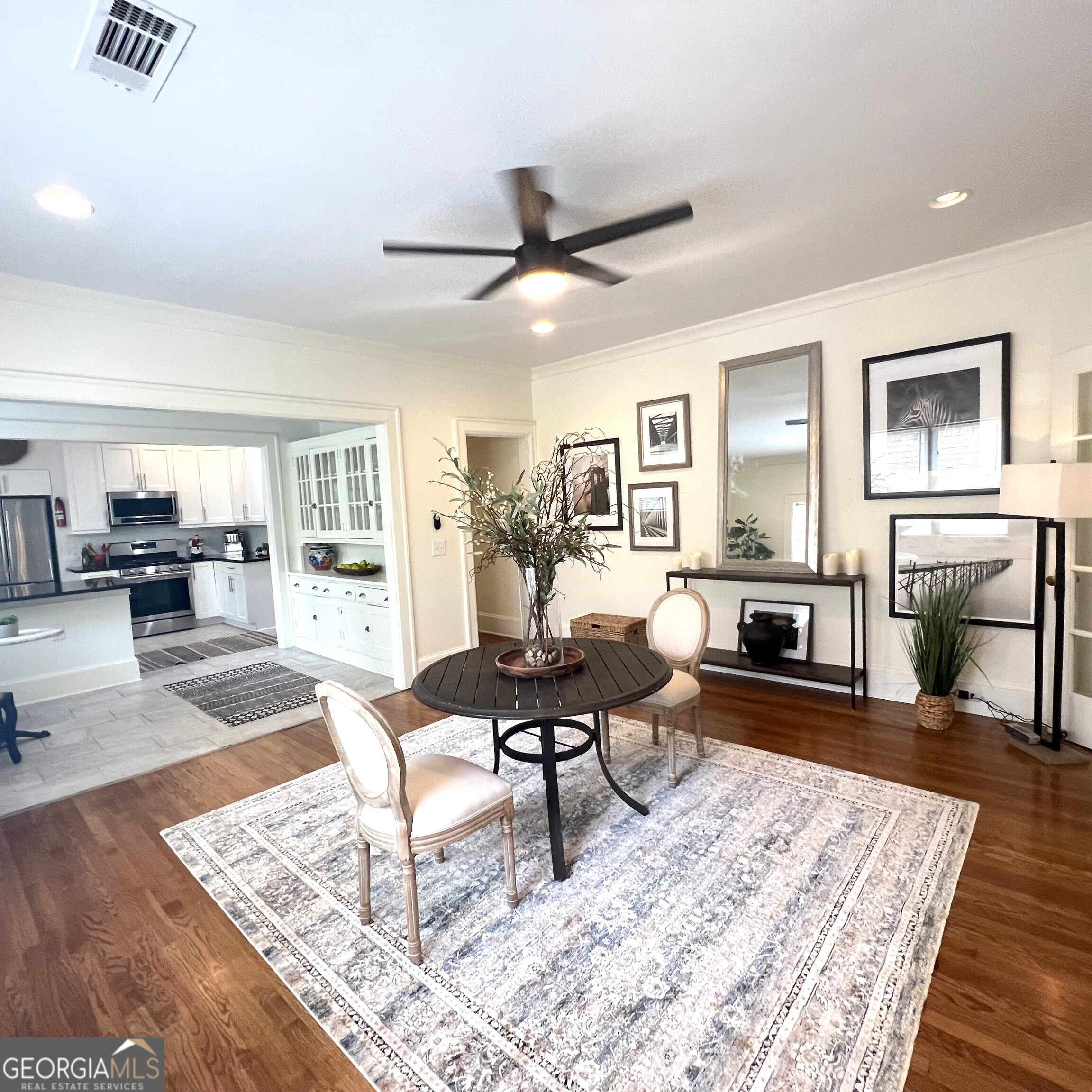 702 Myrtle Street NE