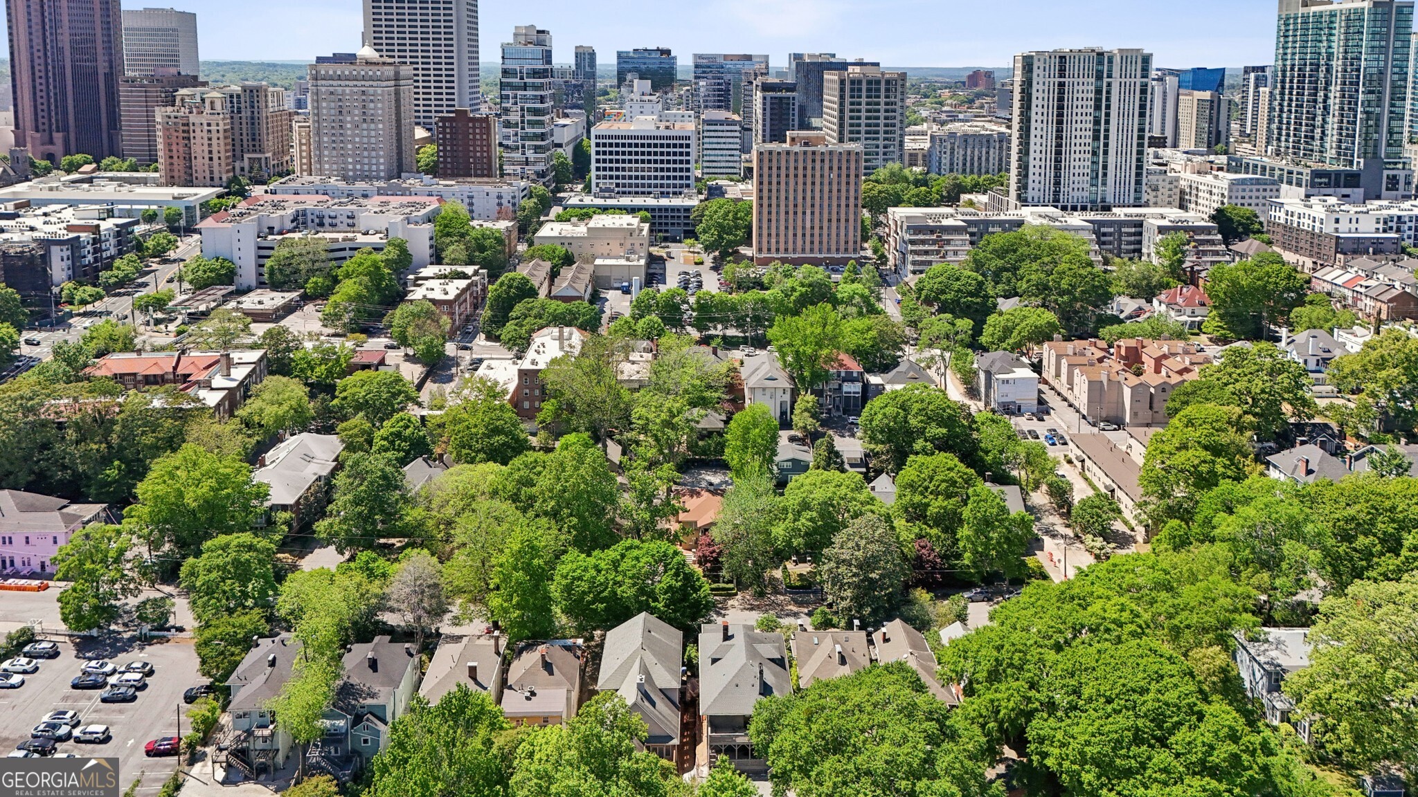 702 Myrtle Street NE