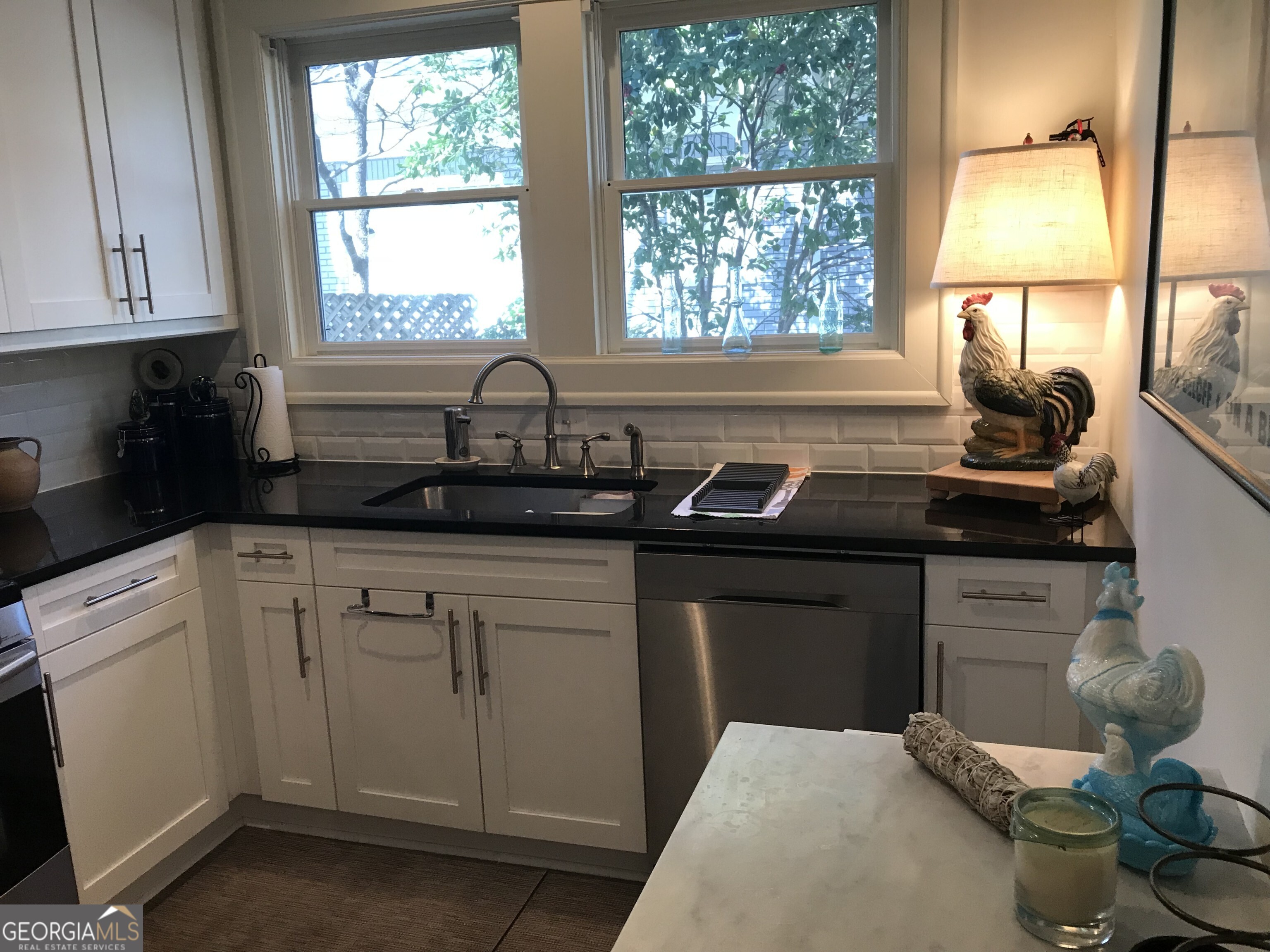 708 Myrtle Street NE