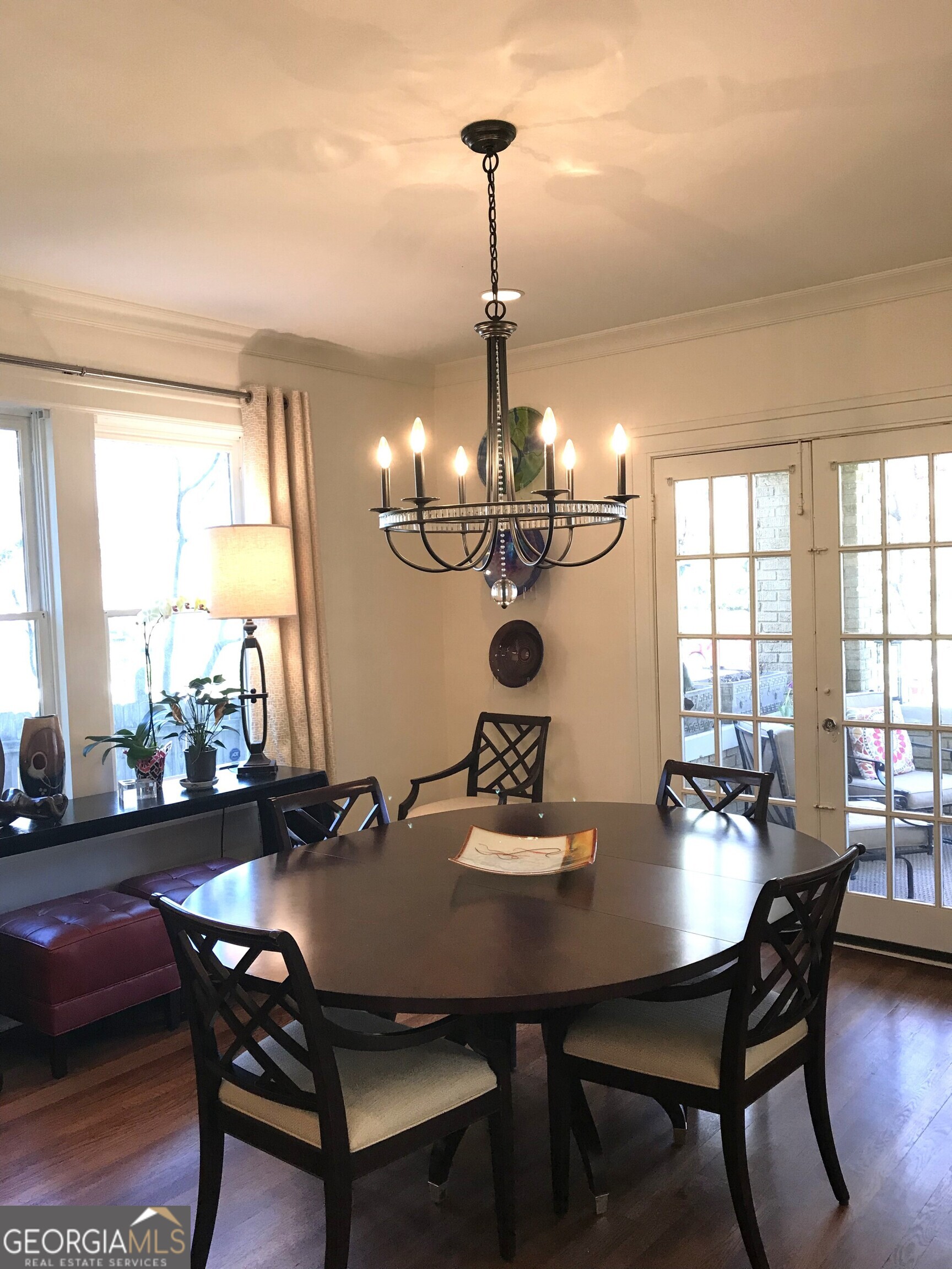 708 Myrtle Street NE